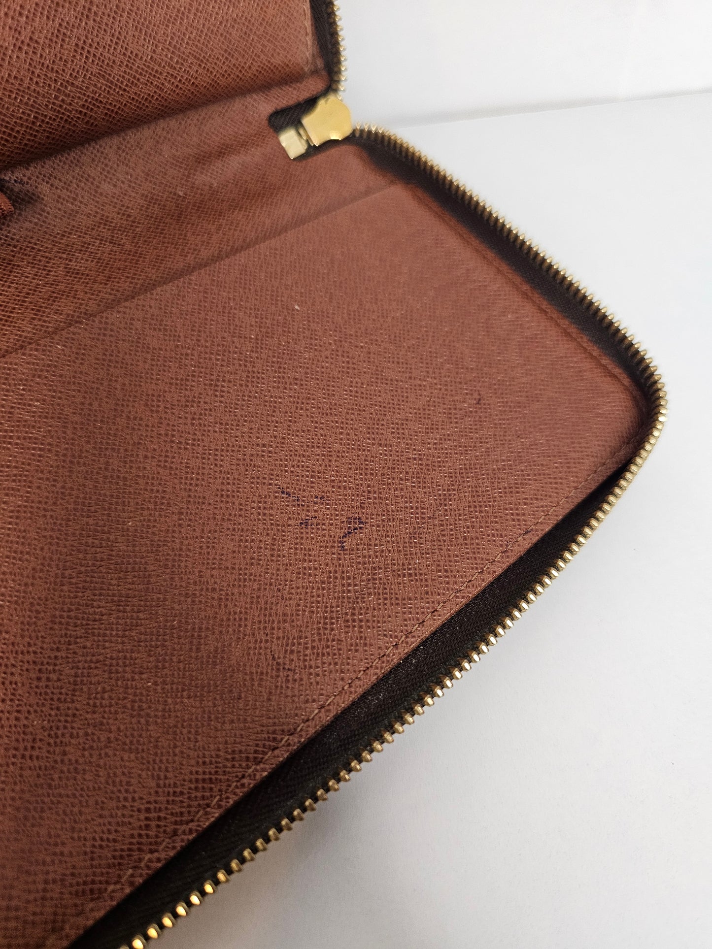 Louis Vuitton Zippy Organizer Monogram VI0098