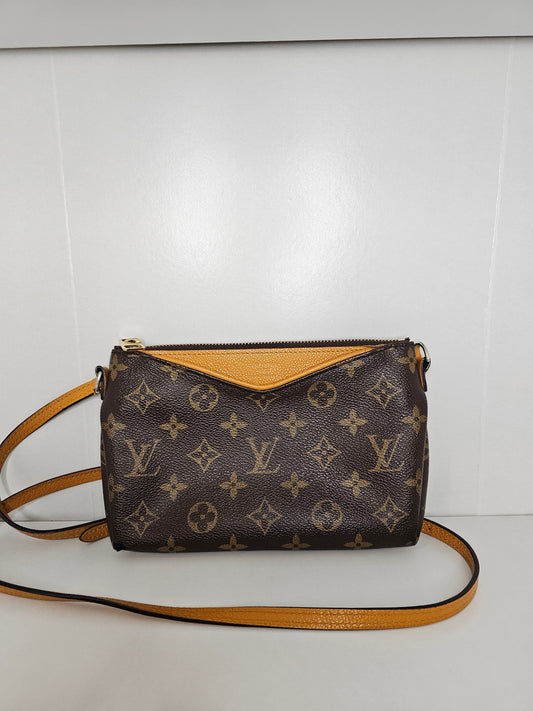 Louis Vuitton Monogram Pallas Crossbody Employee Bag AR2187