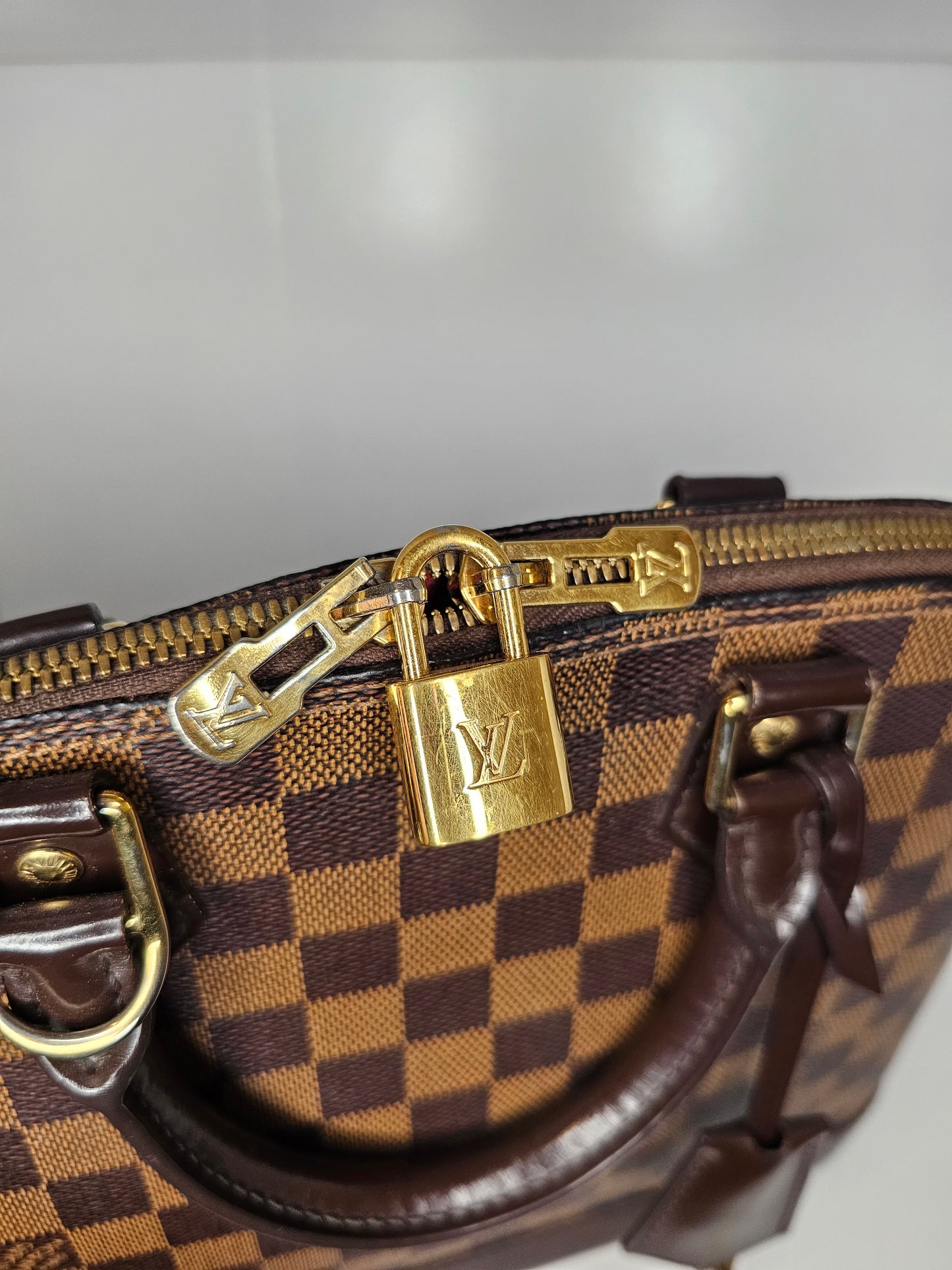 Louis Vuitton Damier Ebene Alma PM NM AR2126