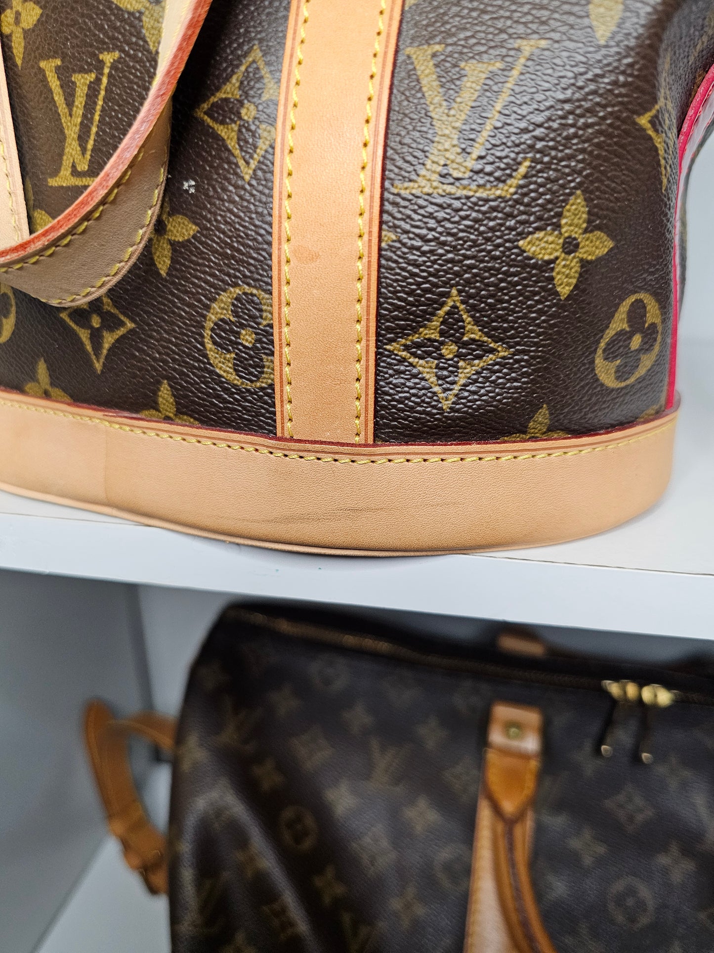 Louis Vuitton Neo Bucket Monogram Rubis AR4017