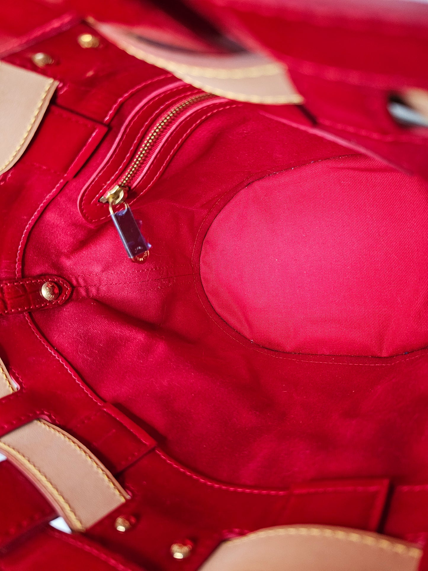 Louis Vuitton Neo Bucket Monogram Rubis AR4017