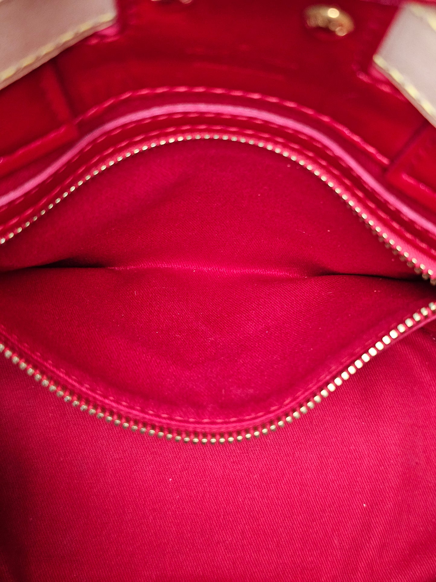 Louis Vuitton Neo Bucket Monogram Rubis AR4017