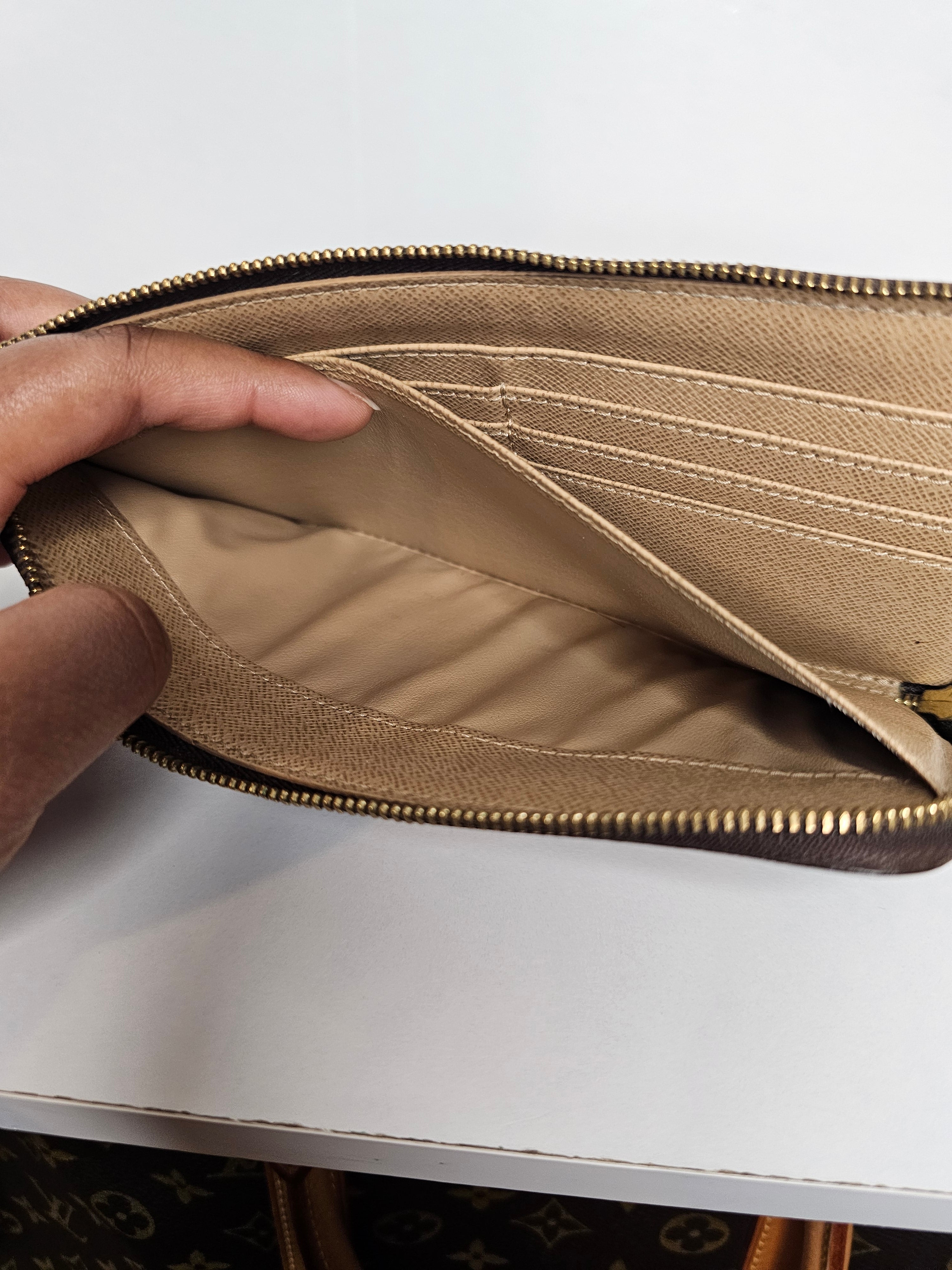 Louis Vuitton Complice Zippy Wallet MI3097 – Liyah's Luxuries