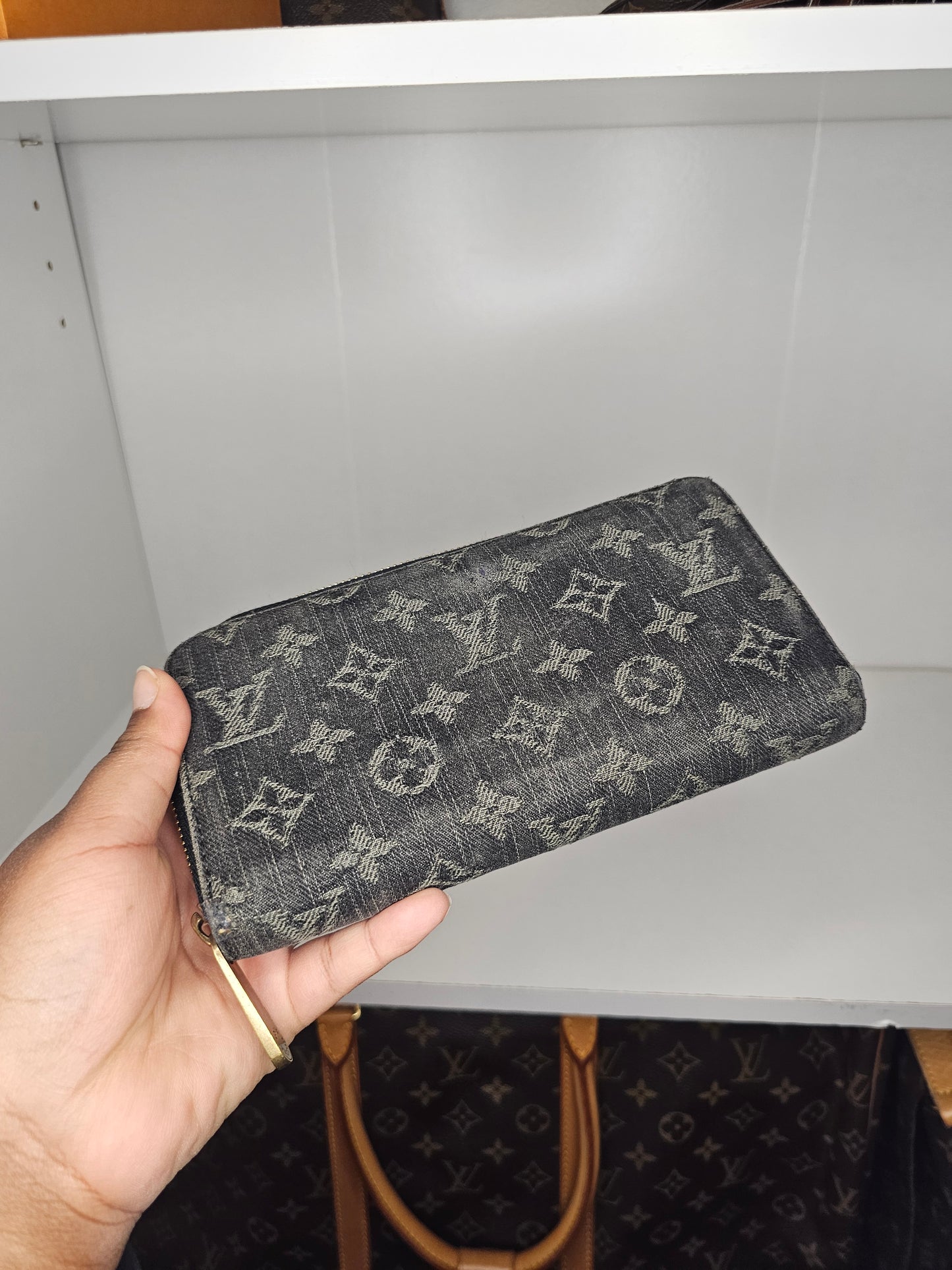 Louis Vuitton Black Denim Zippy Wallet CA1008