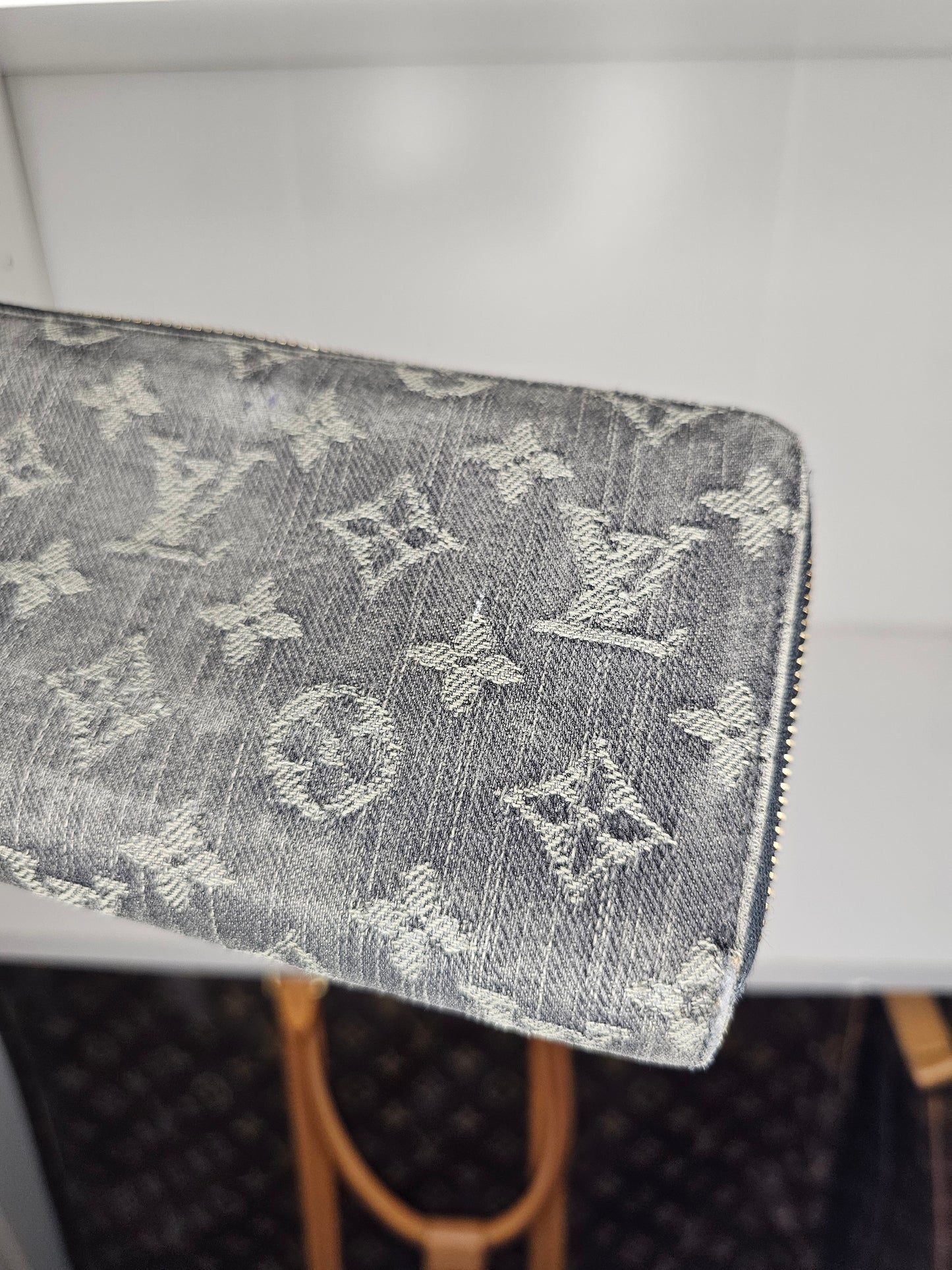 Louis Vuitton Black Denim Zippy Wallet CA1008