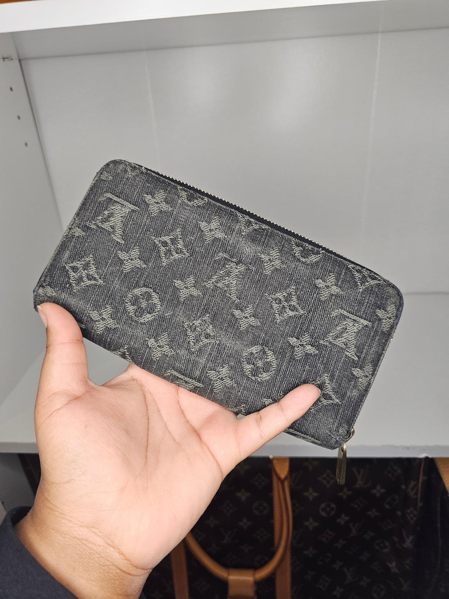 Louis Vuitton Black Denim Zippy Wallet CA1008