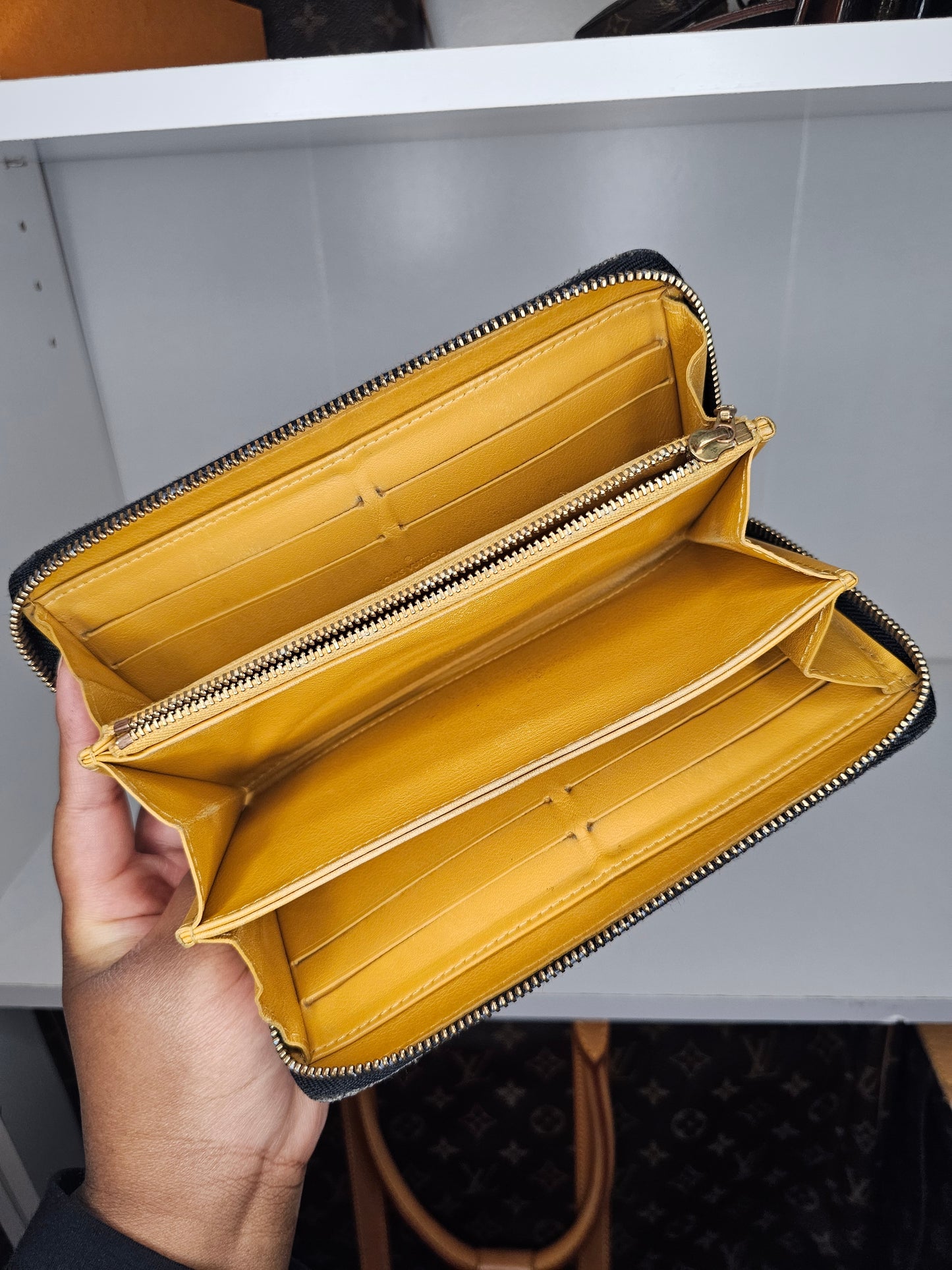 Louis Vuitton Black Denim Zippy Wallet CA1008