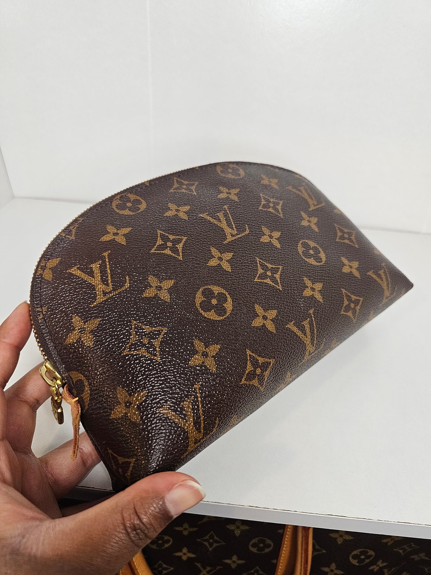 Louis Vuitton Monogram Cosmetic Pouch GM SR3199
