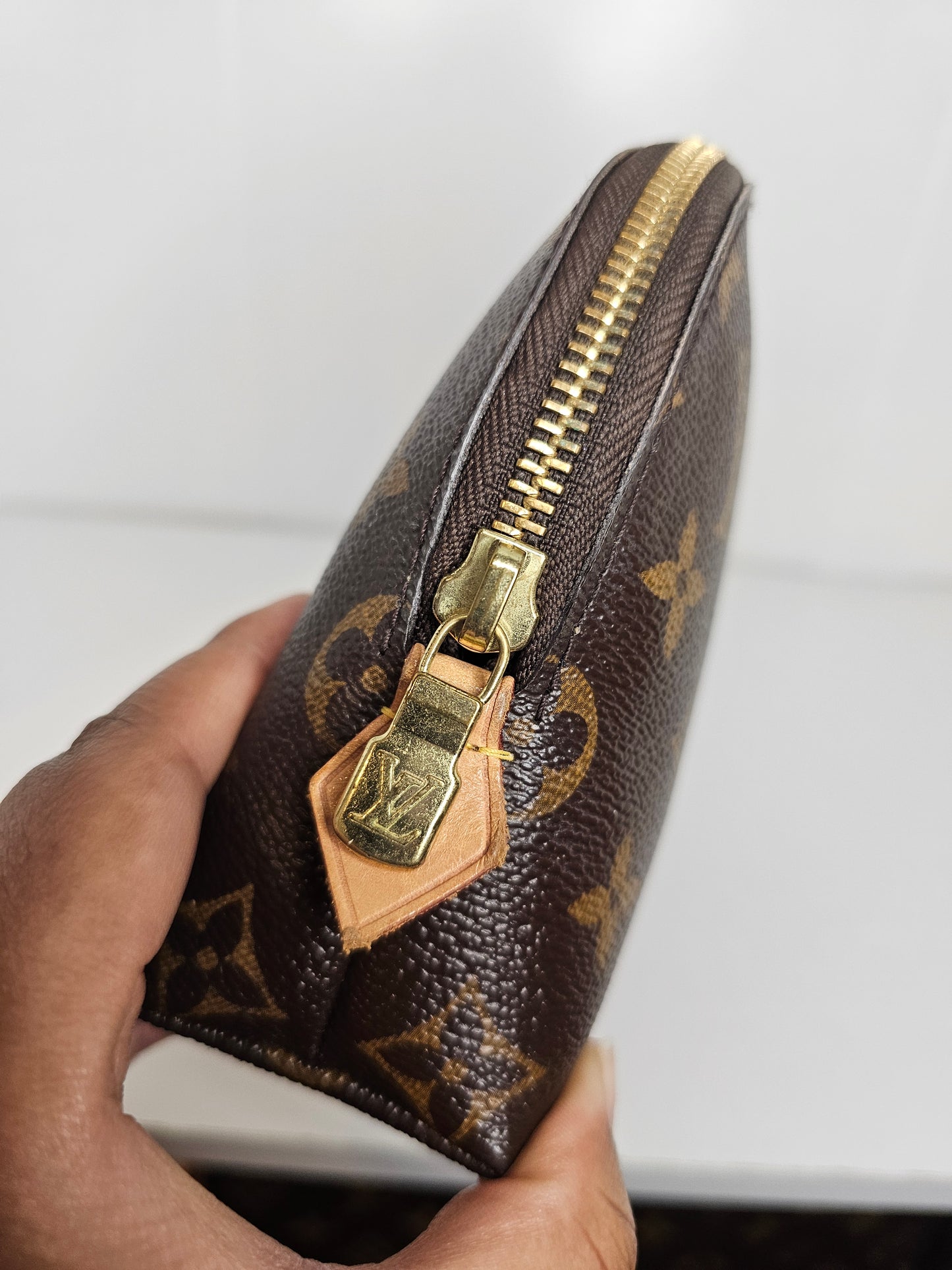 Louis Vuitton Monogram Cosmetic Pouch GM SR3199