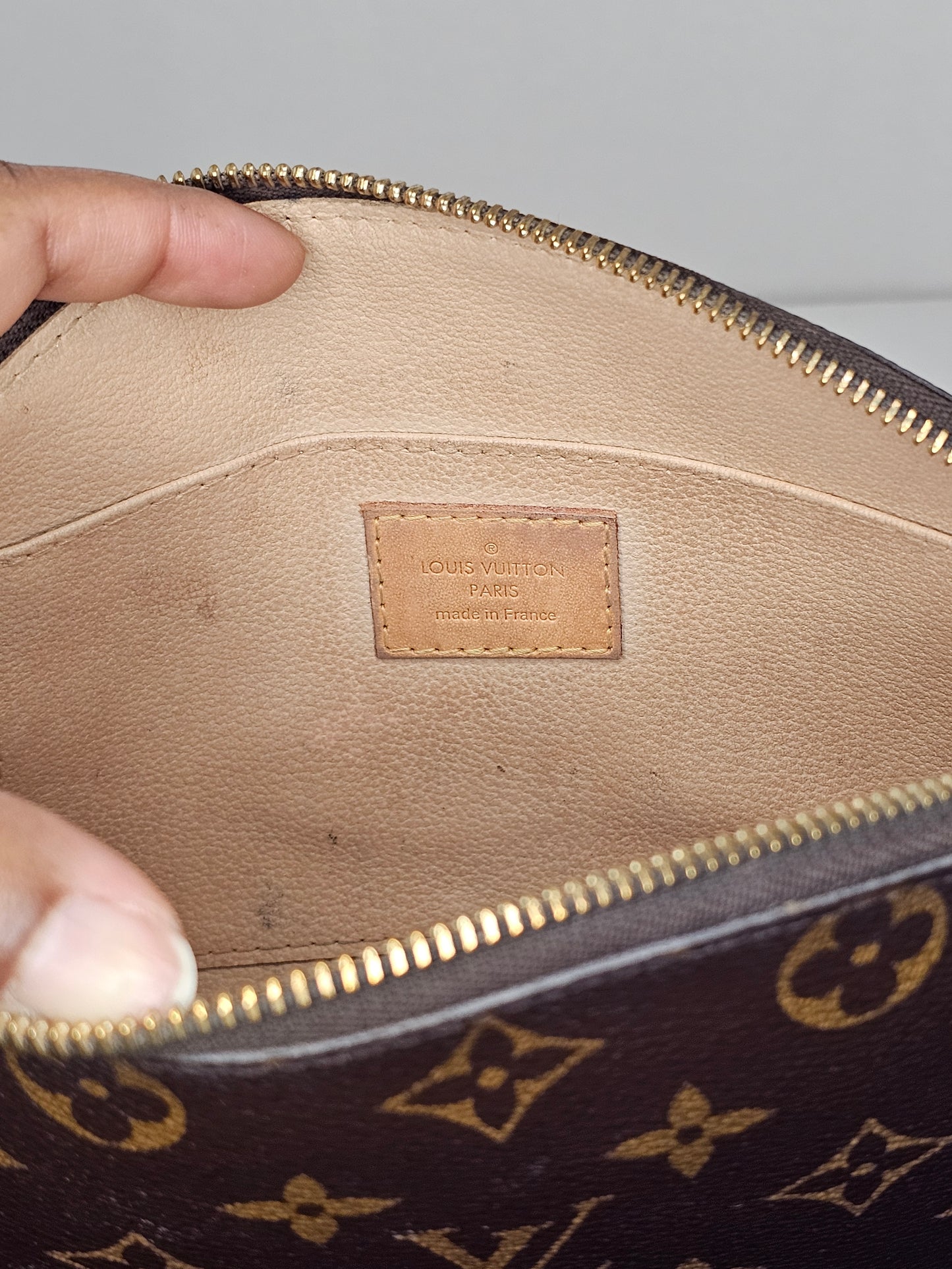 Louis Vuitton Monogram Cosmetic Pouch GM SR3199