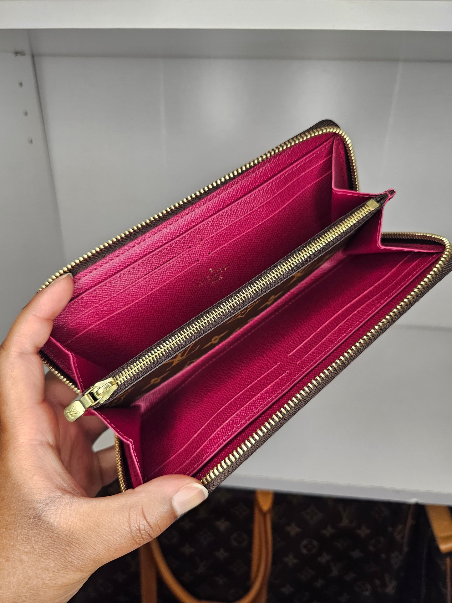 Louis Vuitton Monogram Fuschia Clemence 💾