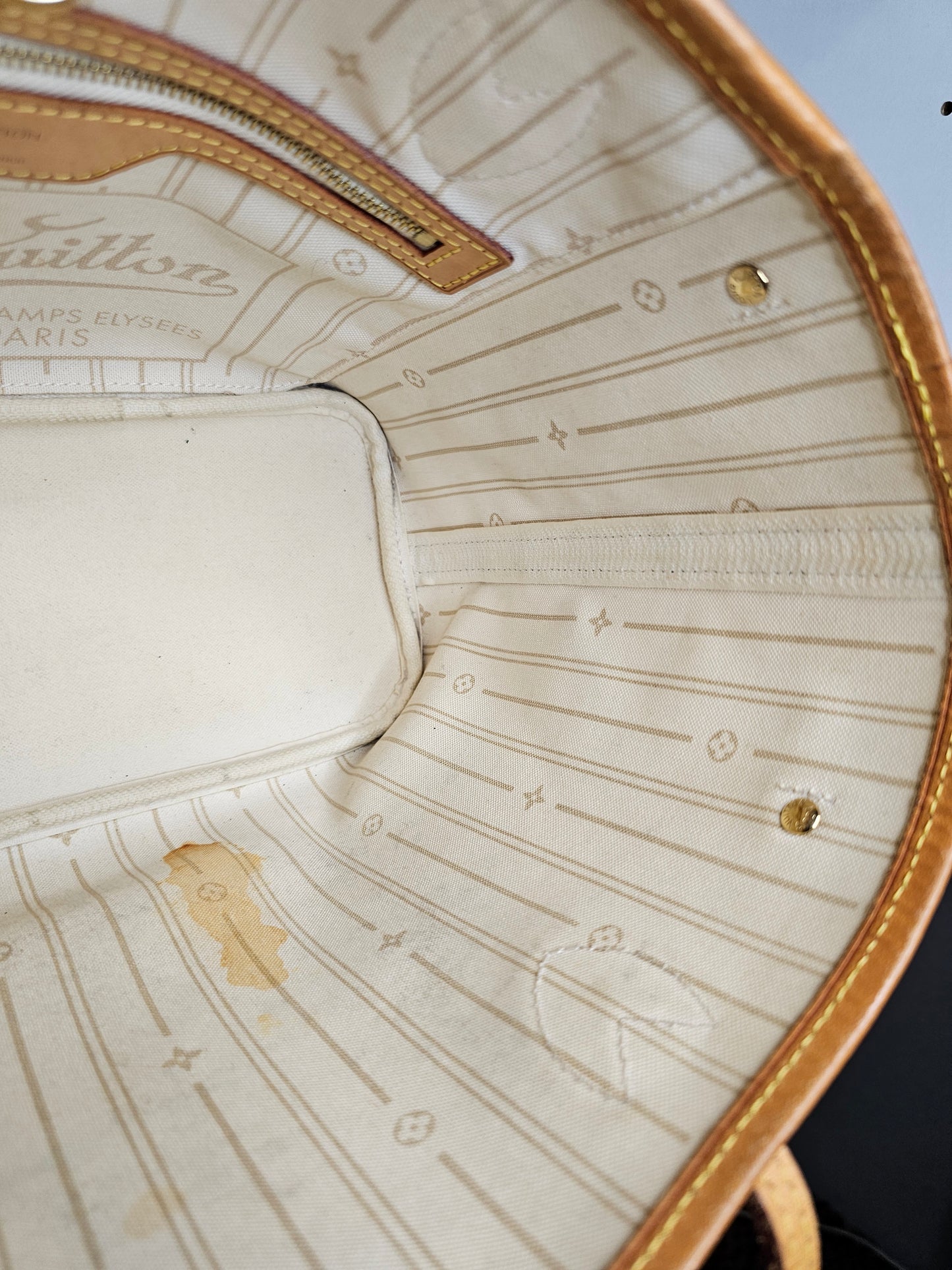 Louis Vuitton Damier Azur Neverfull PM VI5100