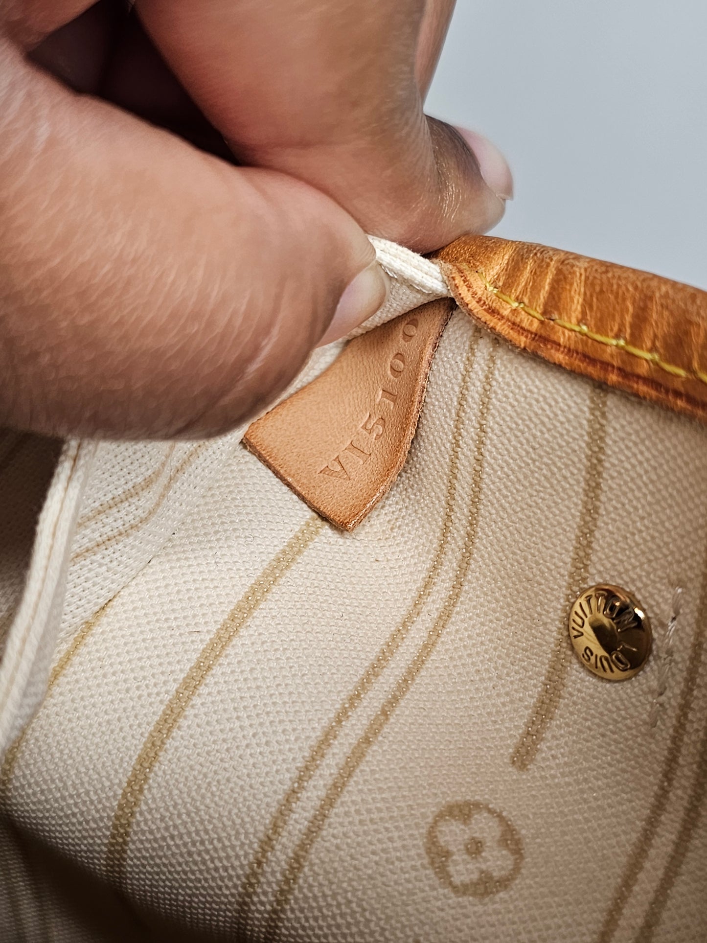 Louis Vuitton Damier Azur Neverfull PM VI5100