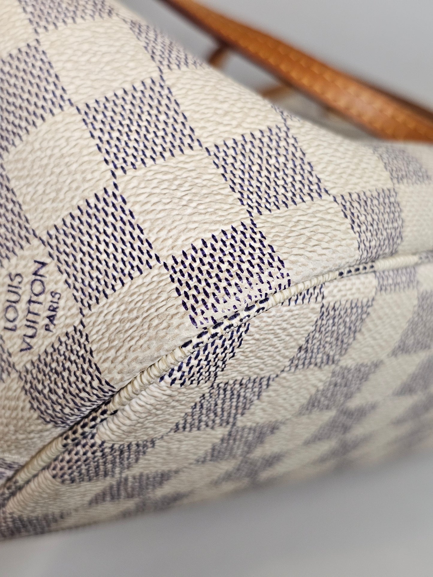 Louis Vuitton Damier Azur Neverfull PM VI5100