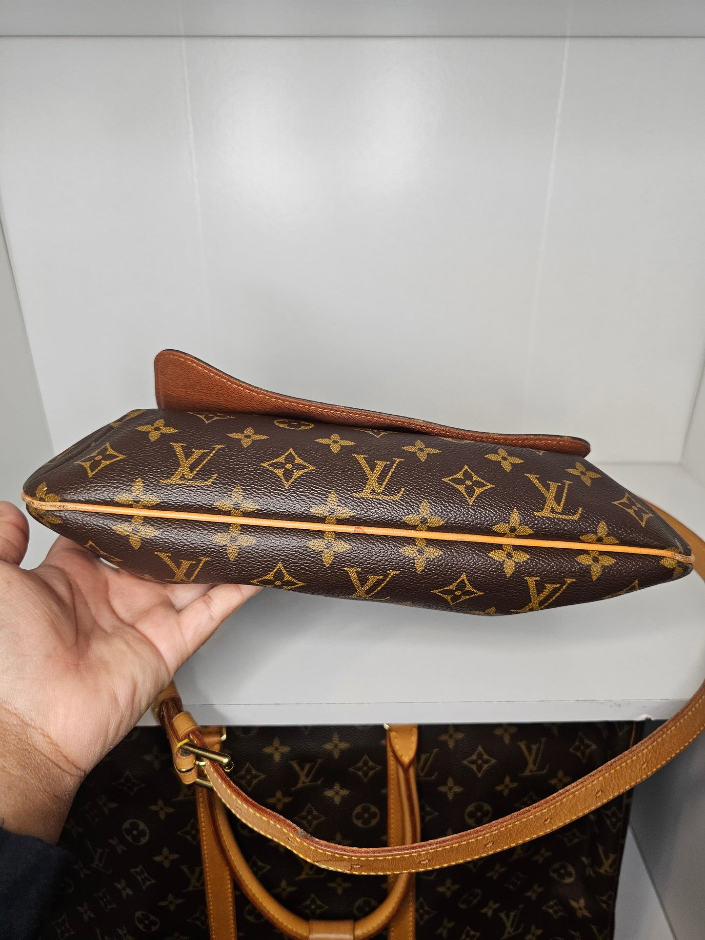 Louis Vuitton Musette Salsa GM Crossbody AS0949