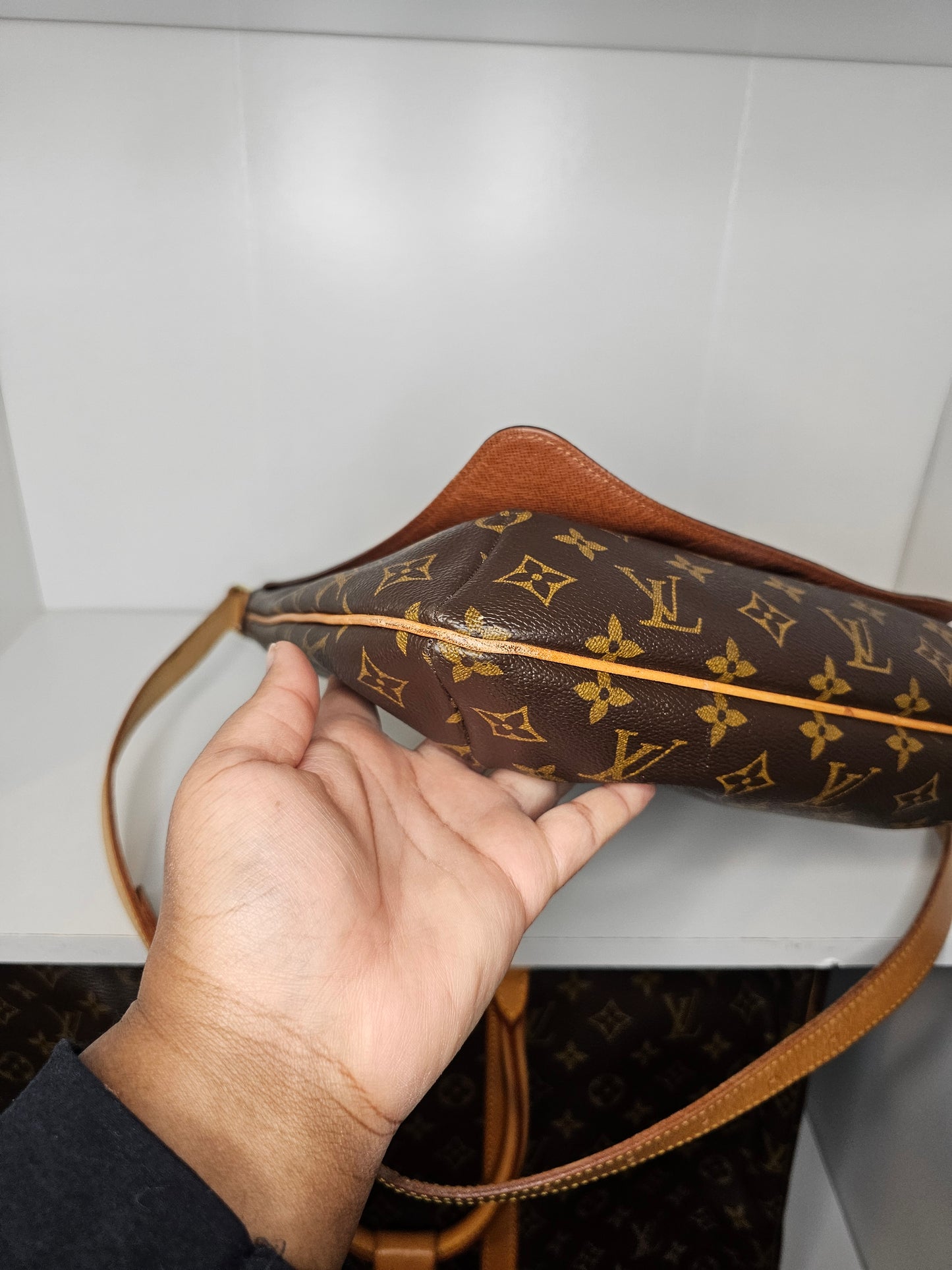 Louis Vuitton Musette Salsa GM Crossbody AS0949