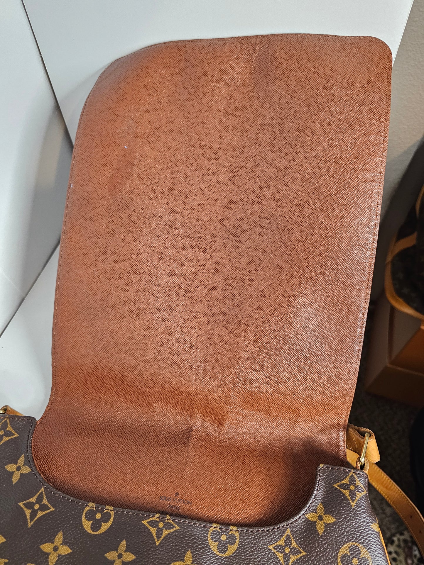 Louis Vuitton Musette Salsa GM Crossbody AS0949