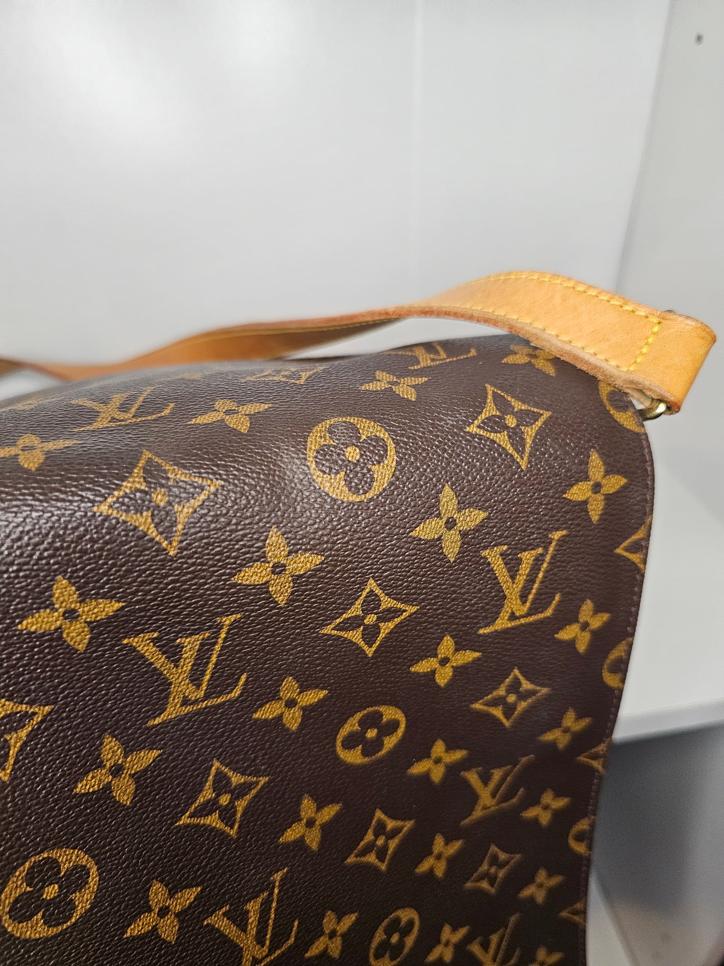 Louis Vuitton Musette Salsa GM Crossbody AS0949
