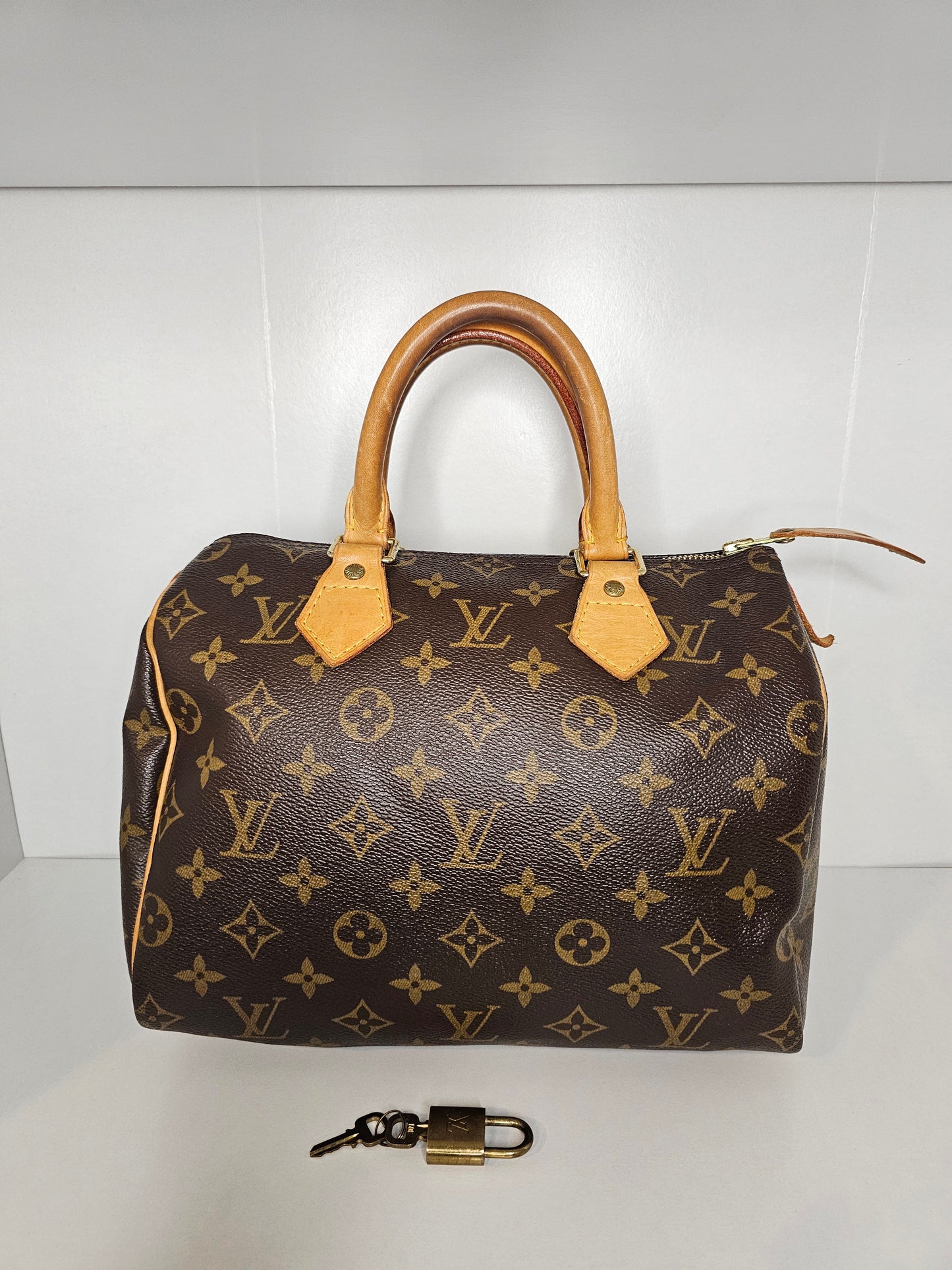 Louis Vuitton Monogram Vintage Speedy 25 SD0056