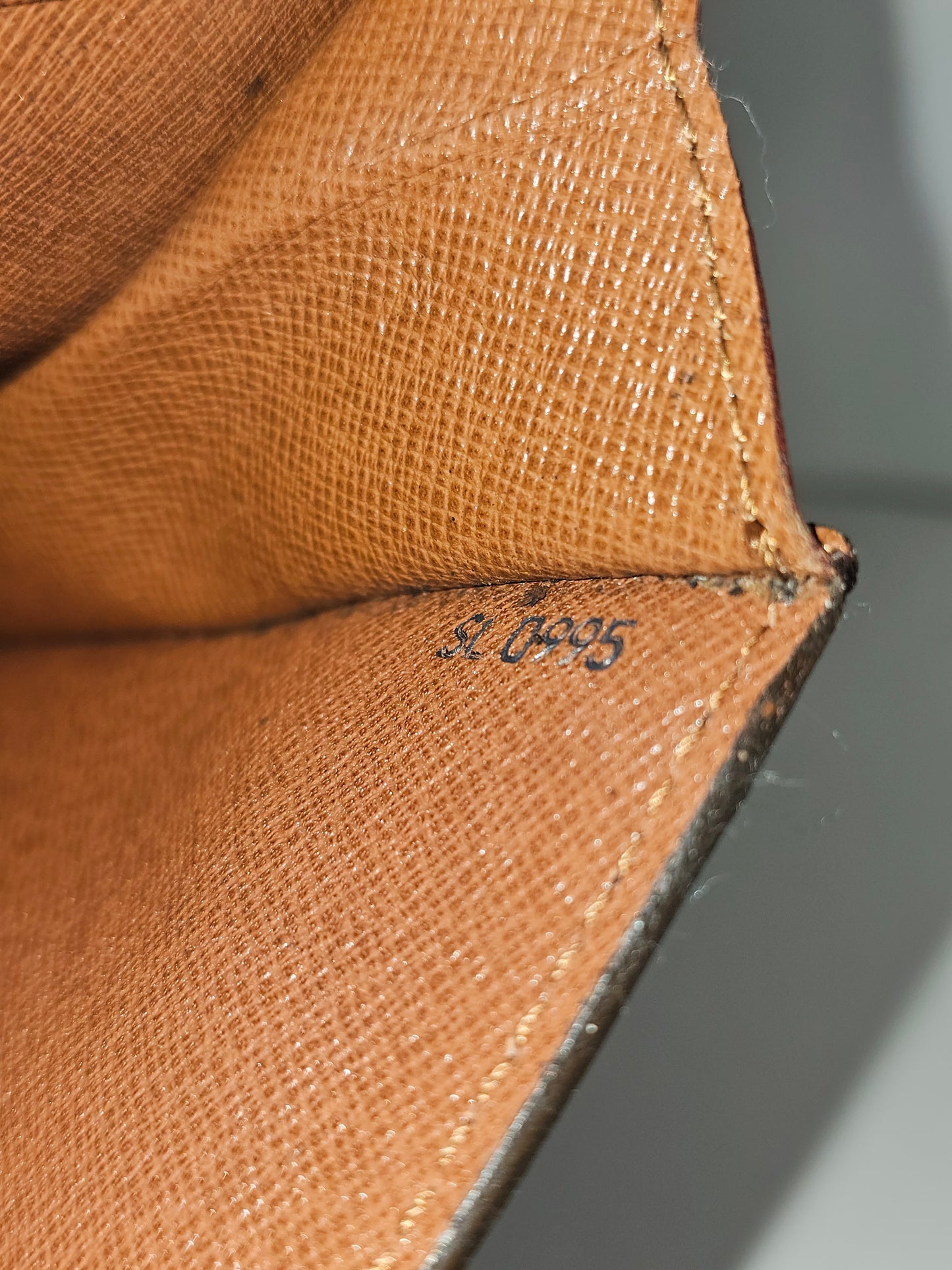 Louis Vuitton Monogram Vintage Porte Envelope Clutch SL0995