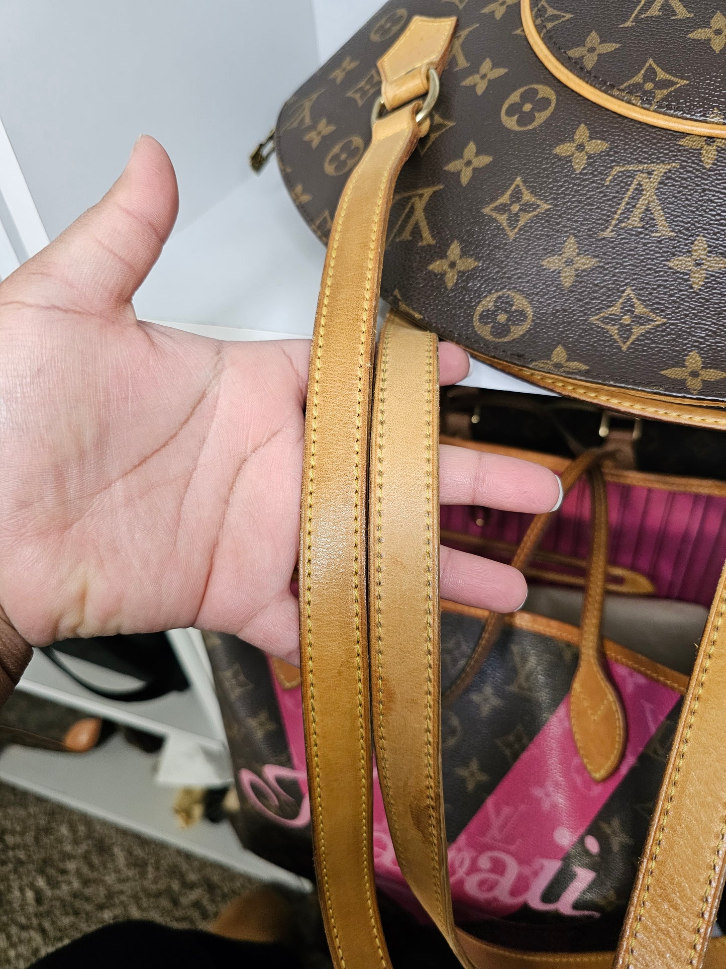 Louis Vuitton Vintage Ellipse GM Shoulder Bag VI1927