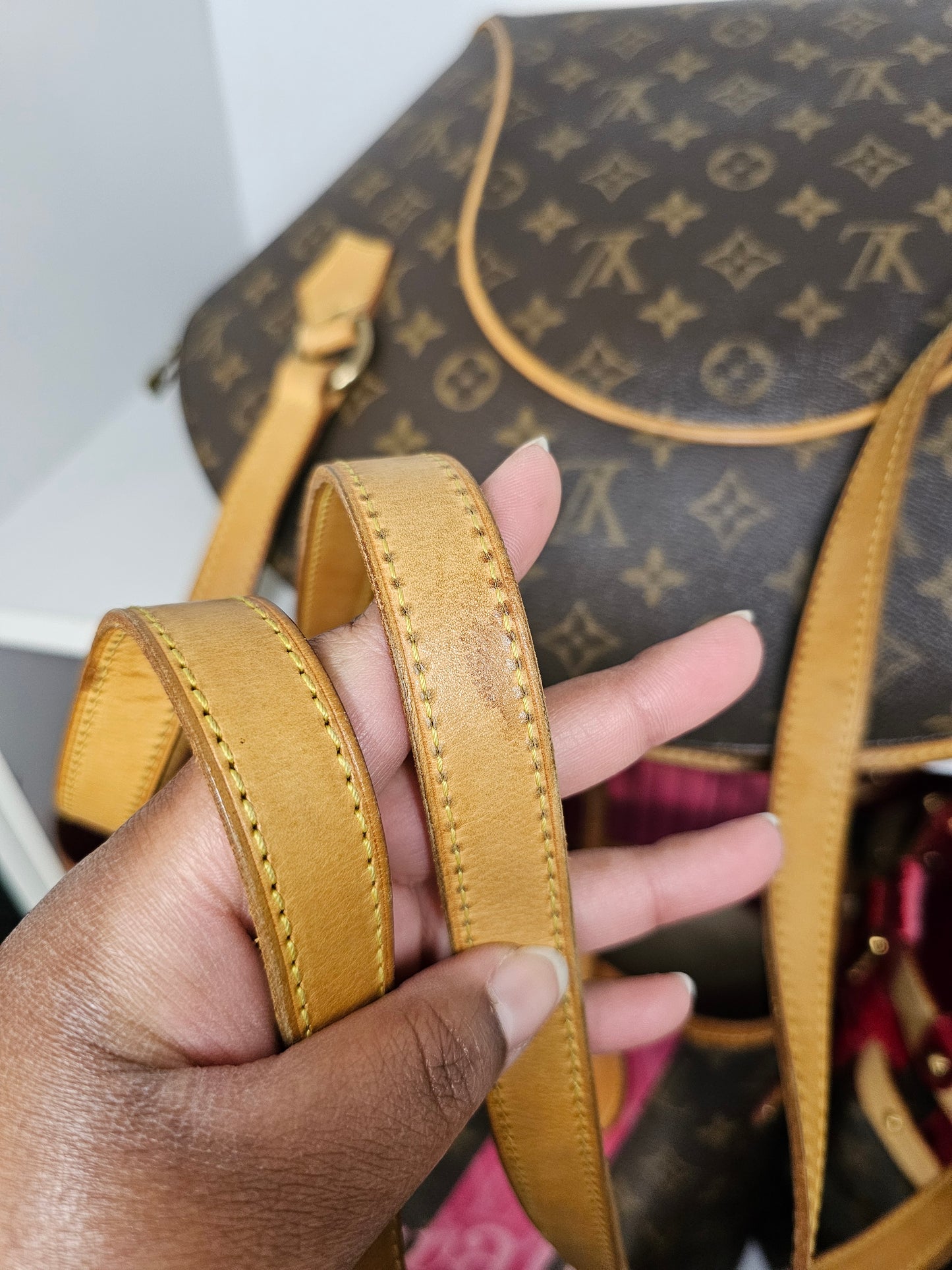 Louis Vuitton Vintage Ellipse GM Shoulder Bag VI1927