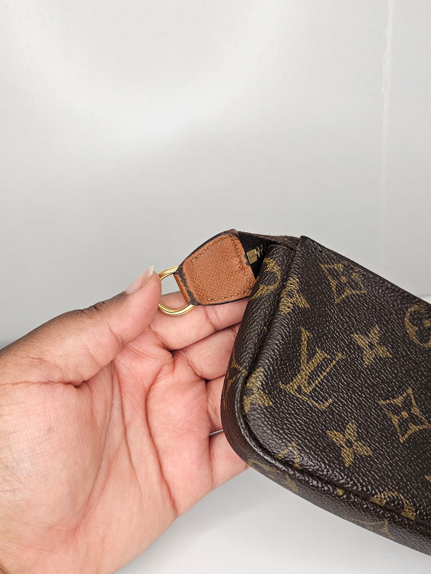 Louis Vuitton Trunks and Bags Micro Pochette CA4059