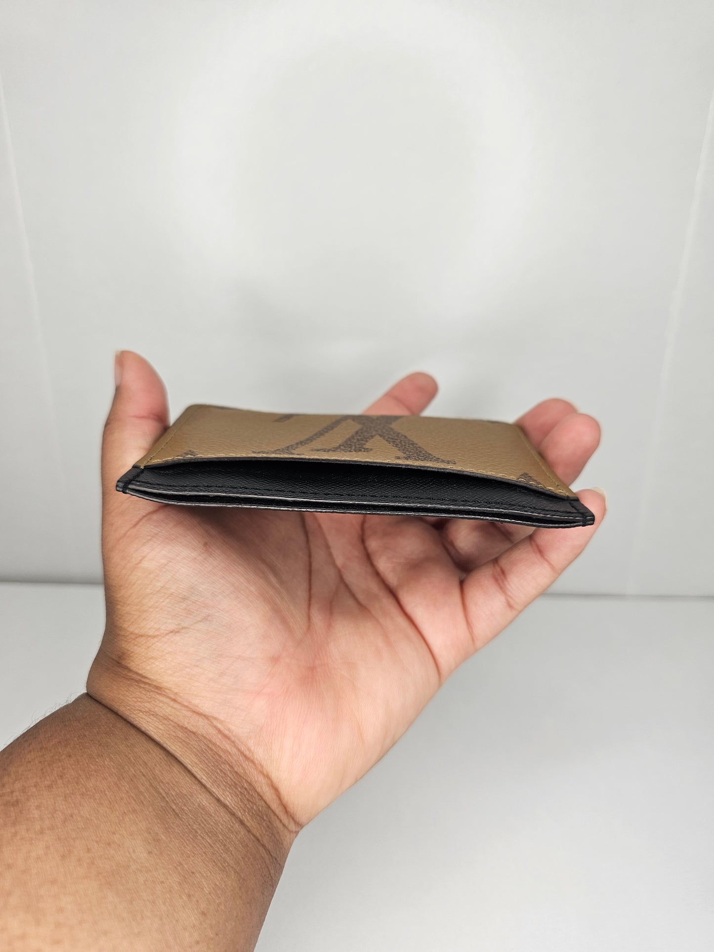 Louis Vuitton Reverse Monogram Side Up Card Holder 💾