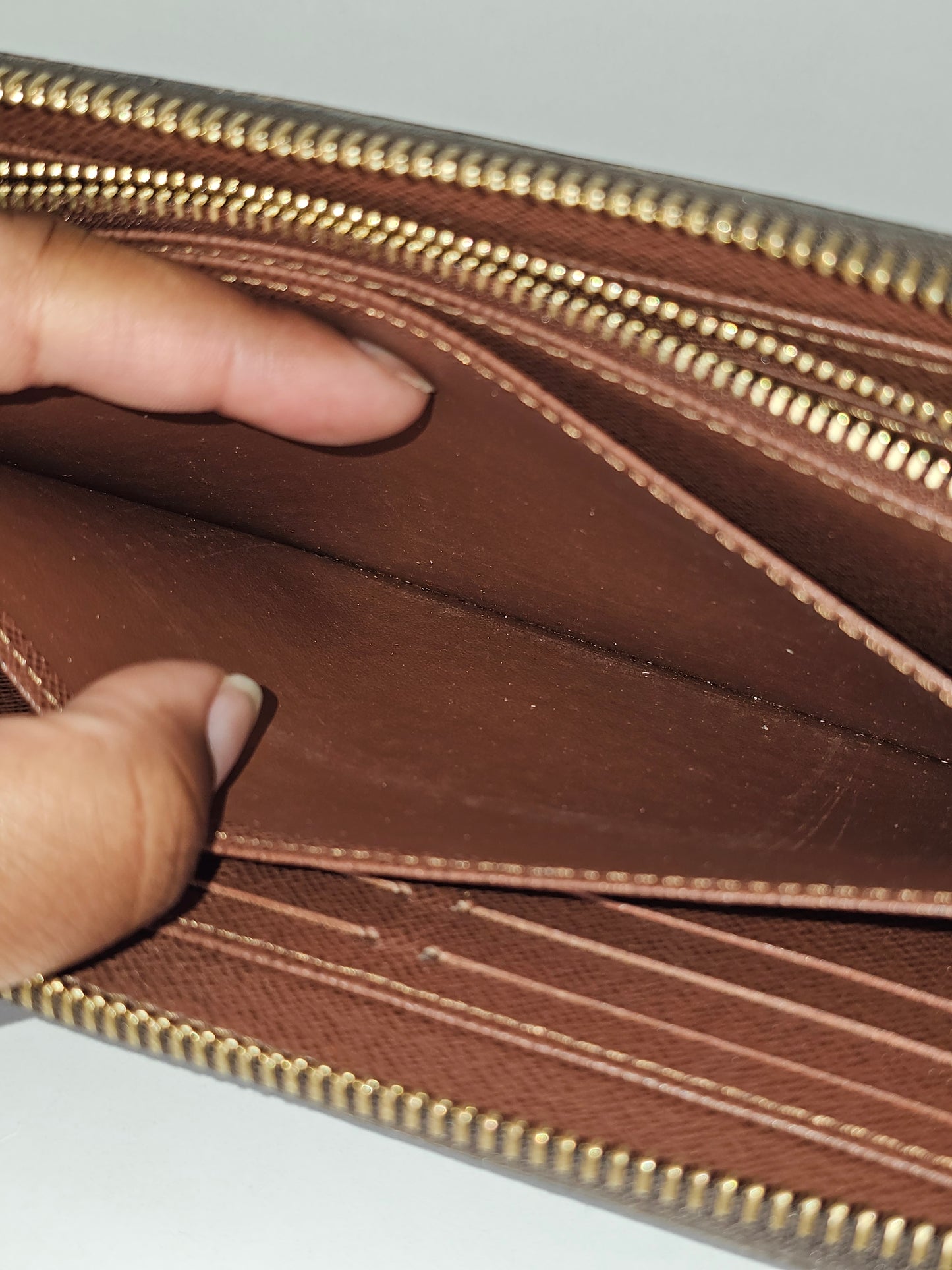 Louis Vuitton Monogram Zippy Wallet NM 💾