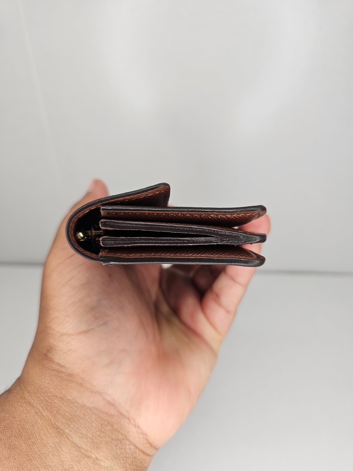 Louis Vuitton Accordion Compact Wallet / Card Holder MB1004