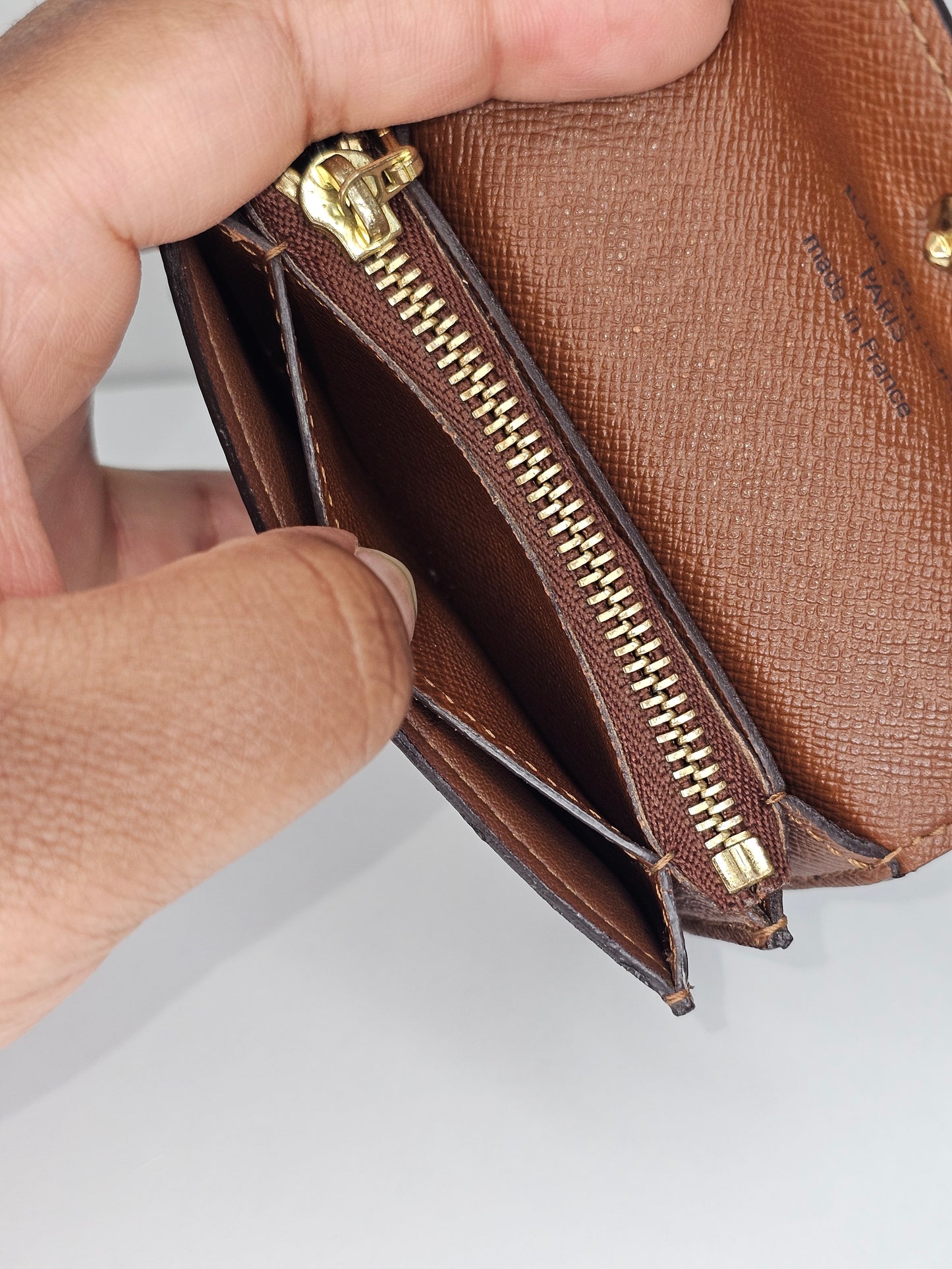 Louis Vuitton Accordion Compact Wallet / Card Holder MB1004