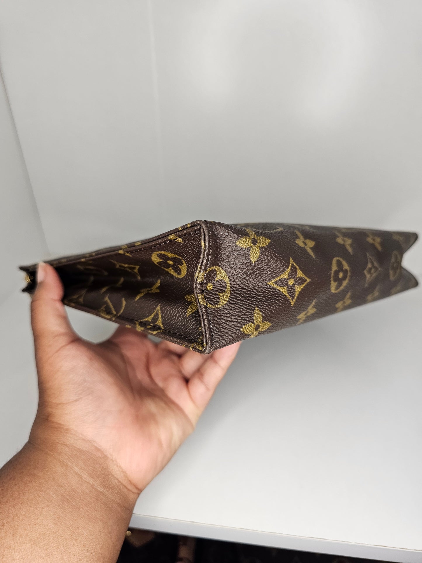 Louis Vuitton Monogram Vintage Toiletry 26 883 TH
