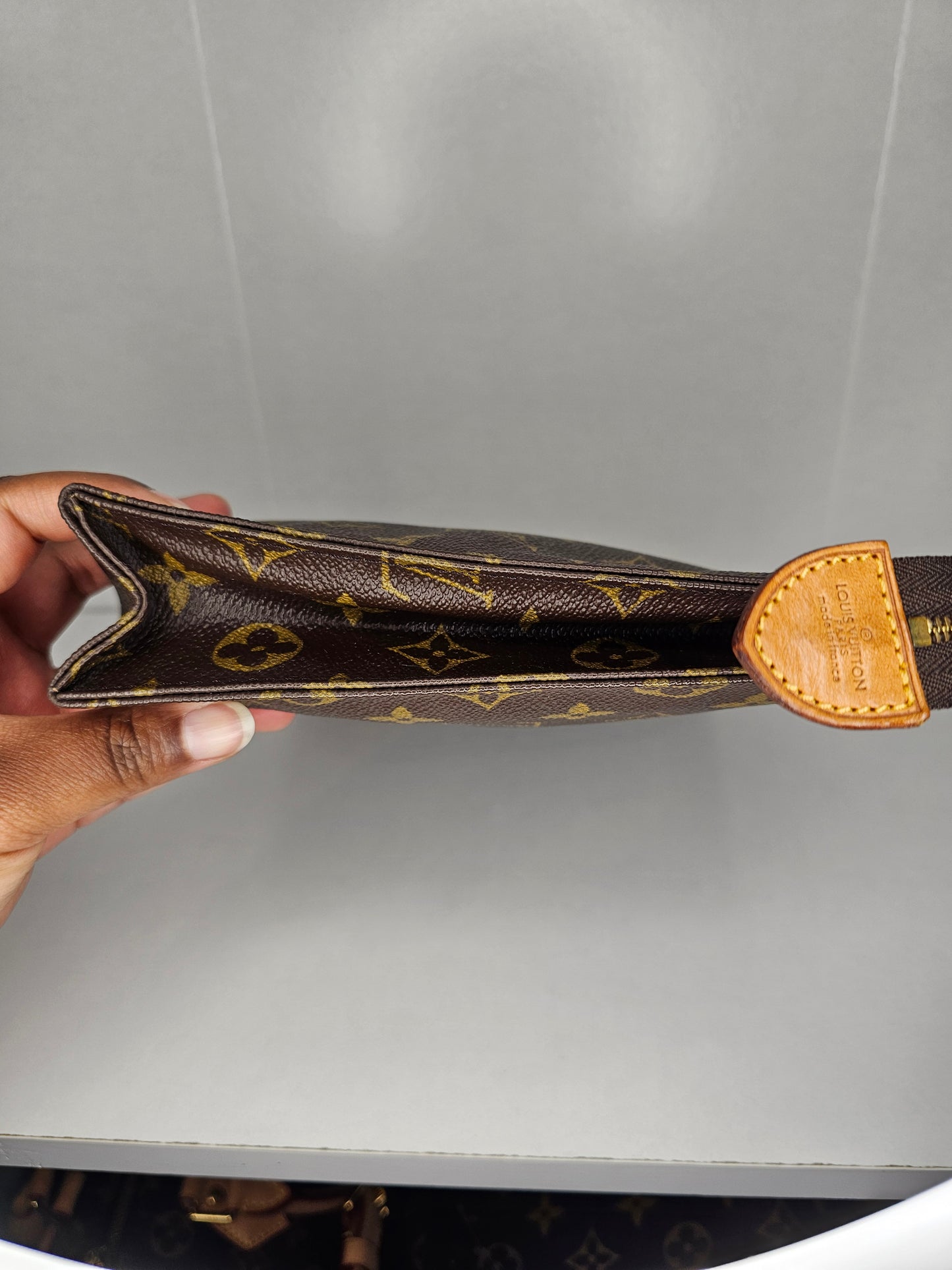 Louis Vuitton Monogram Vintage Toiletry 26 883 TH
