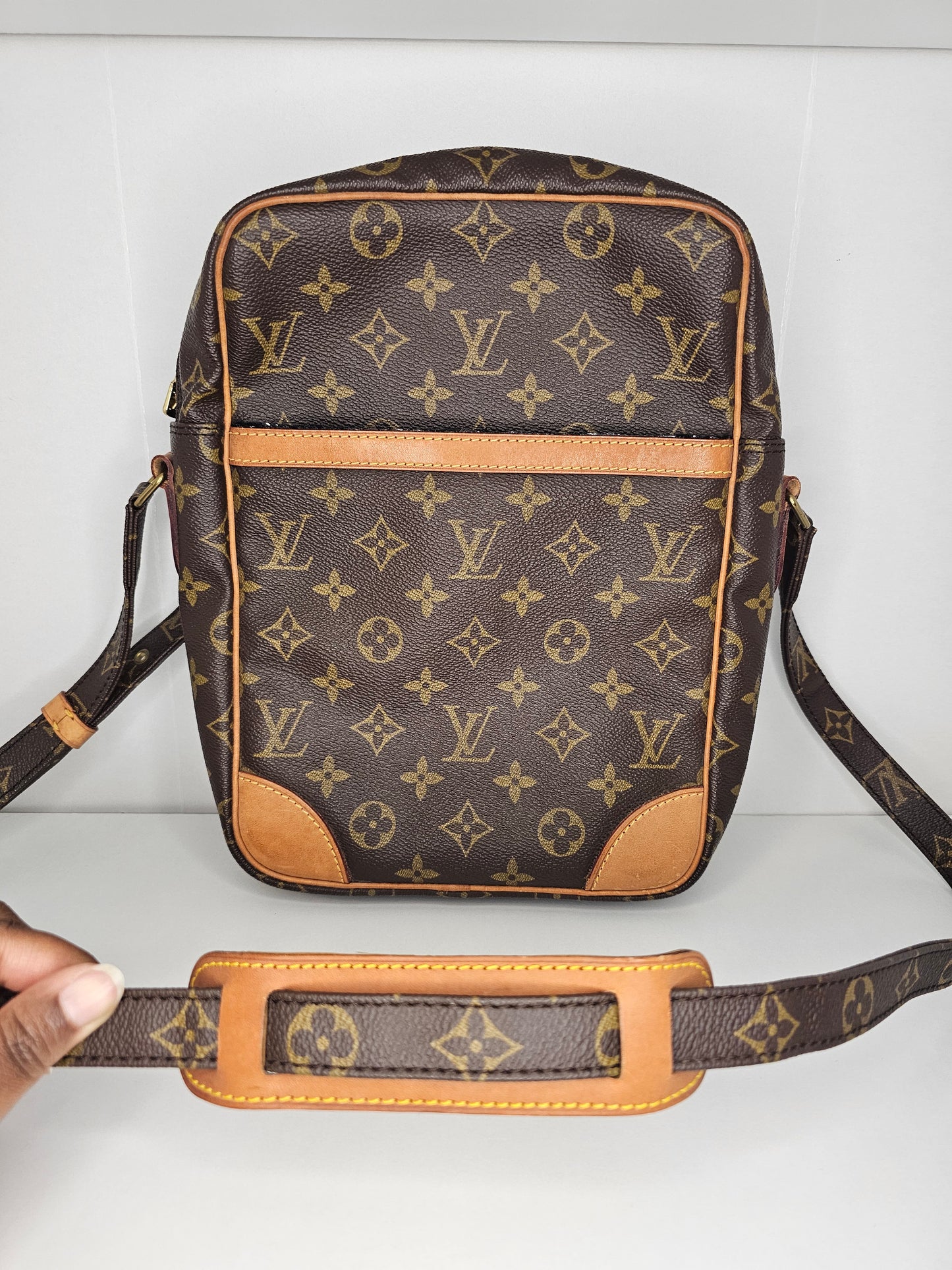 Louis Vuitton Vintage Monogram Danube MM 882 SL