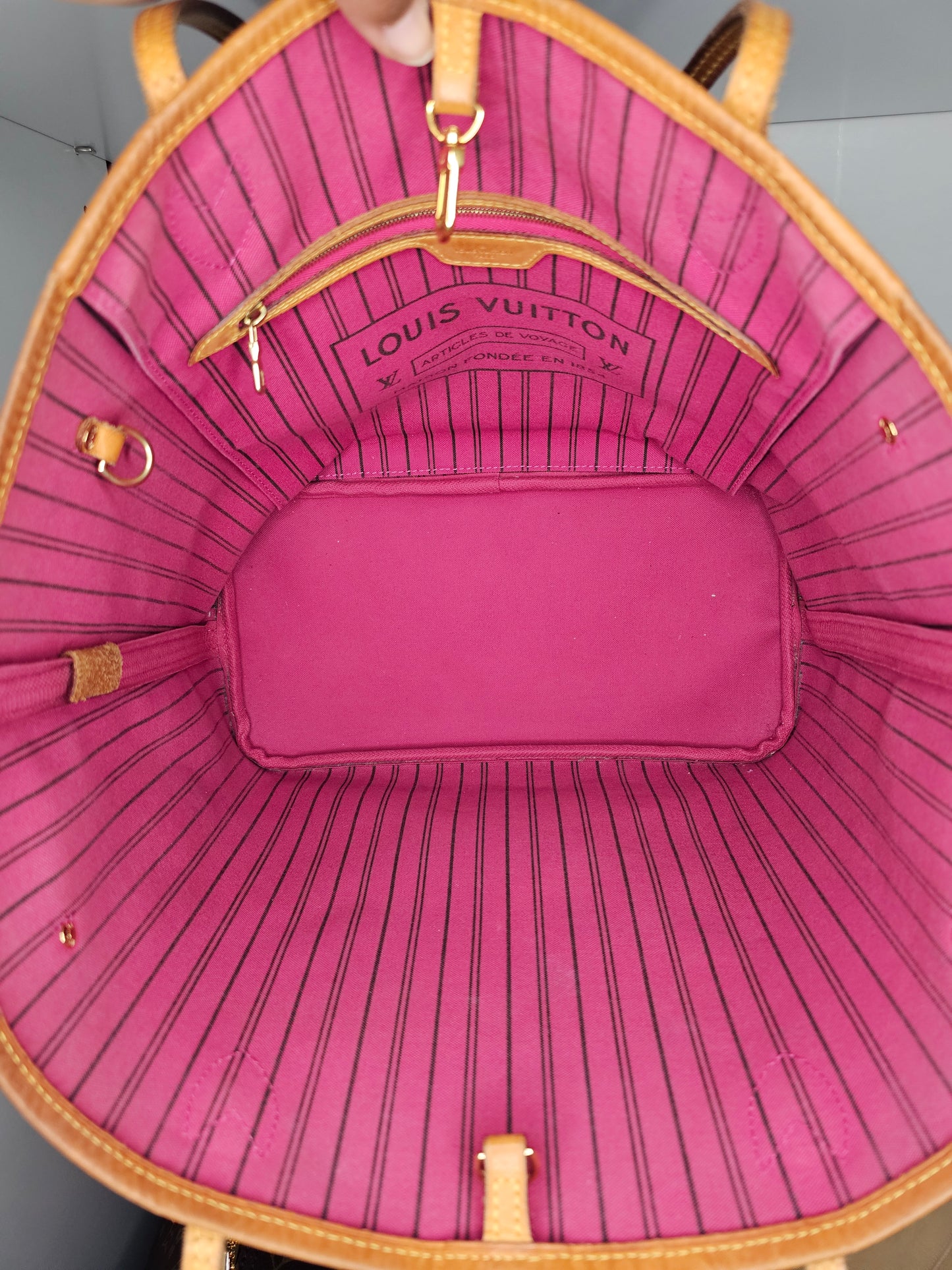 Louis Vuitton Hawaii V Tote Resorts Neverfull MM SD4136
