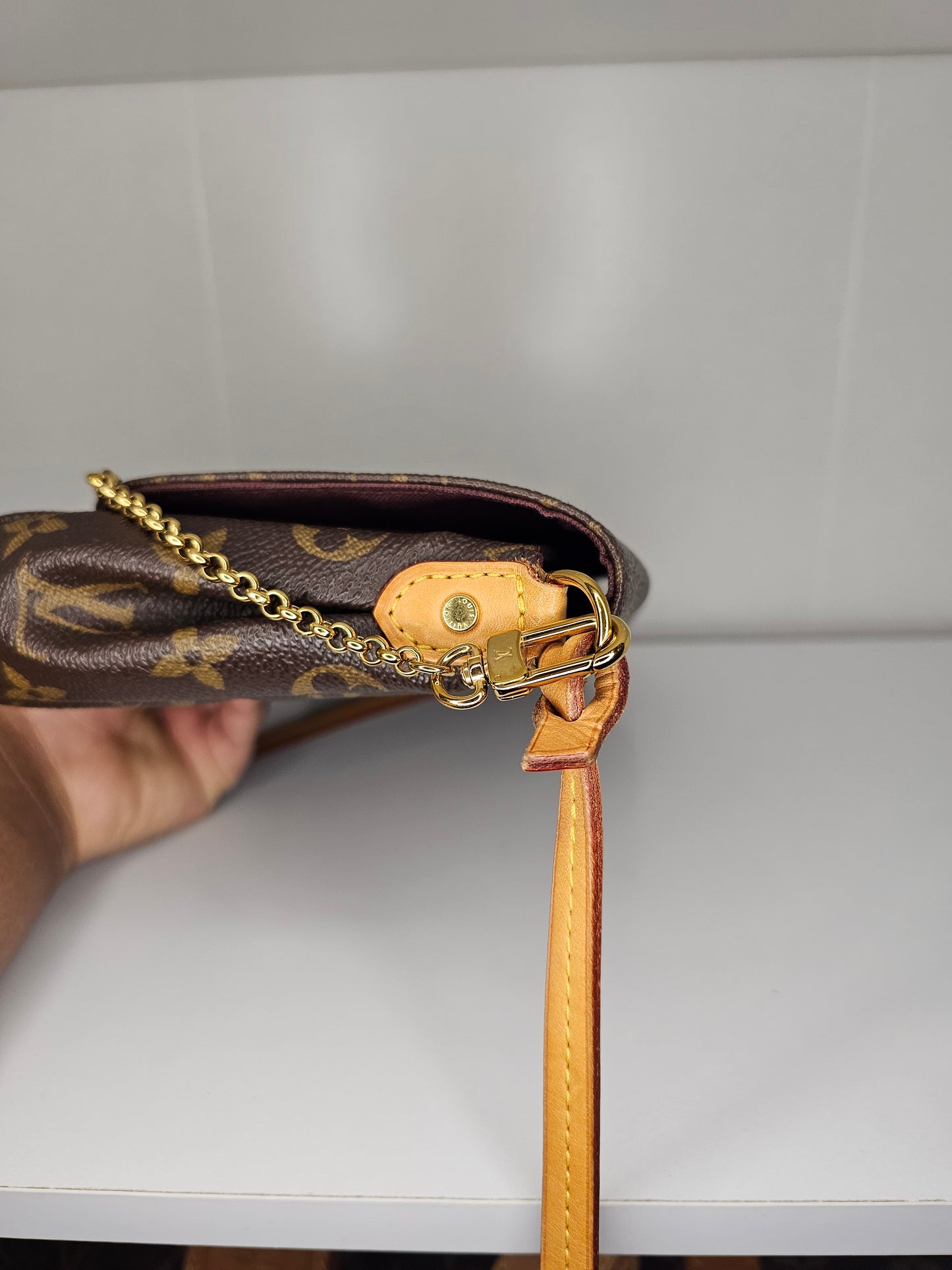 Louis Vuitton Monogram Favorite MM Crossbody SD4186
