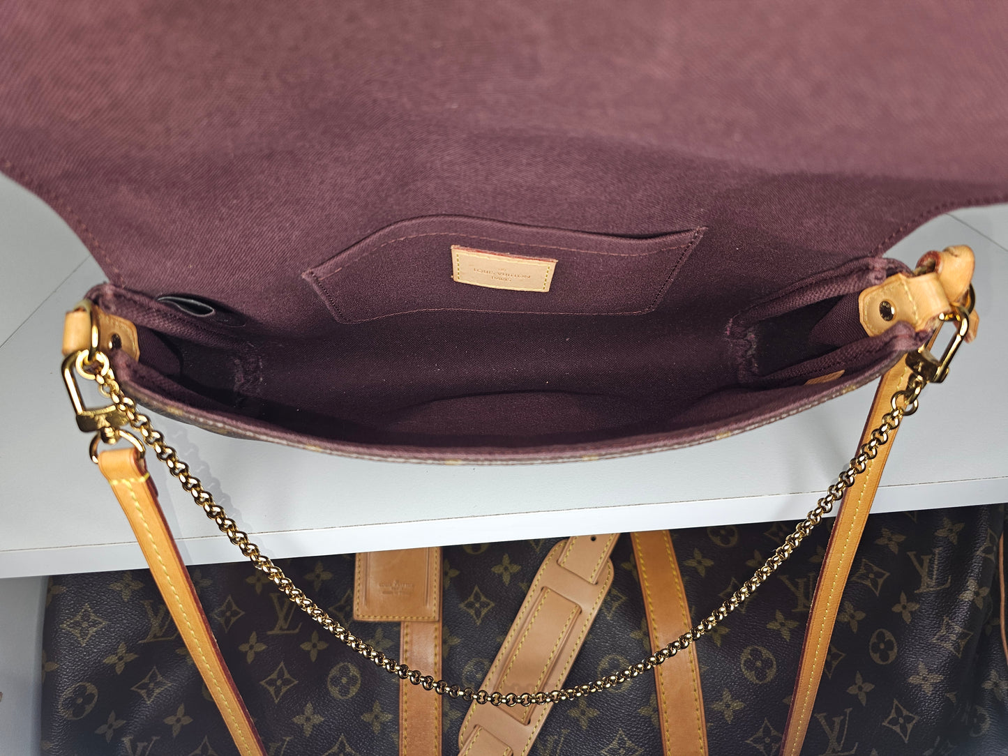 Louis Vuitton Monogram Favorite MM Crossbody SD4186