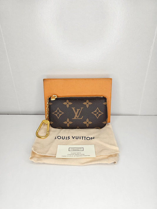 Louis Vuitton Monogram Key Pouch SD4108