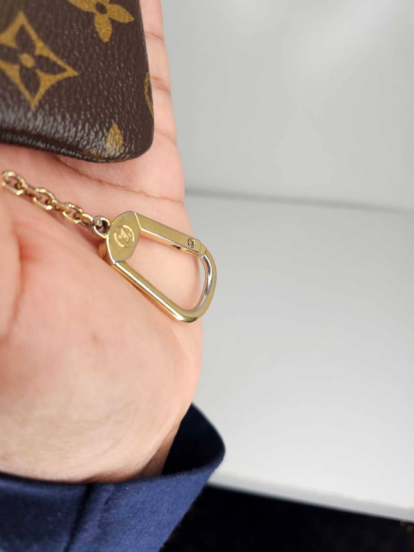 Louis Vuitton Groom Key Pouch CA1006