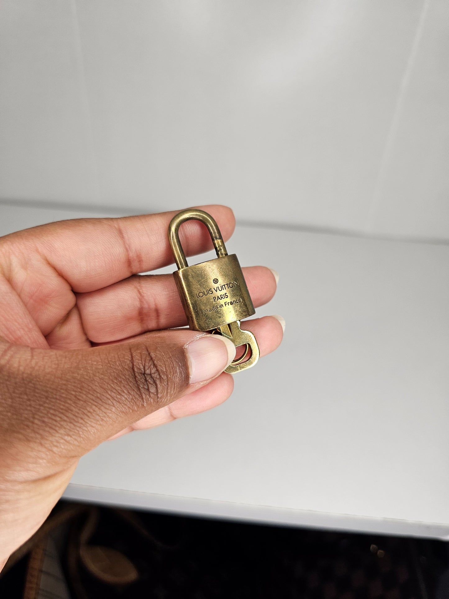 Louis Vuitton Gold Brass Lock and Key #323
