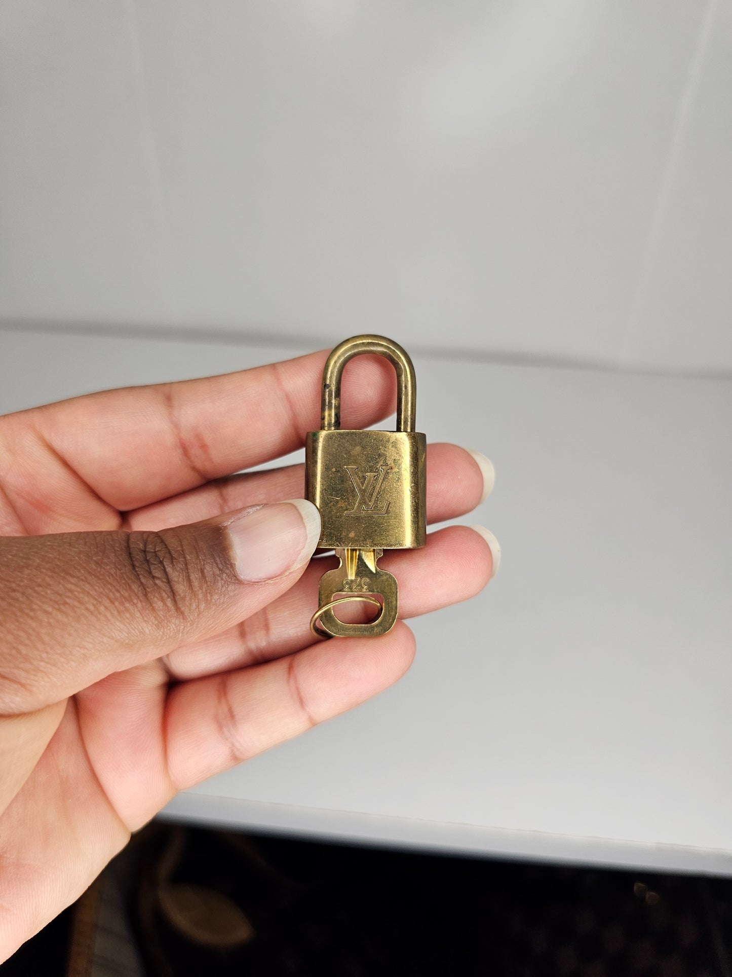 Louis Vuitton Gold Brass Lock and Key #323