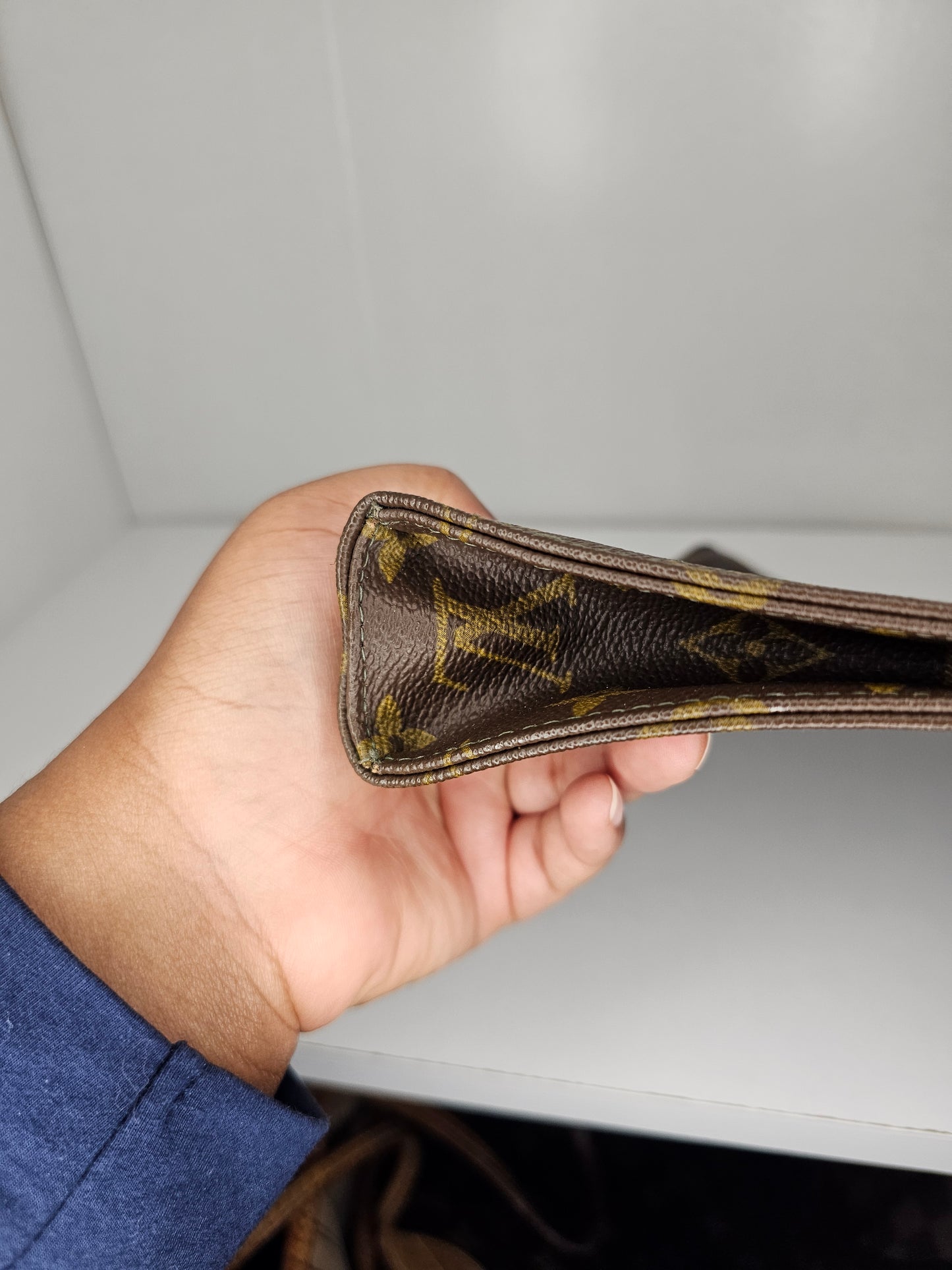 Louis Vuitton Monogram Vintage French Company Toiletry 26