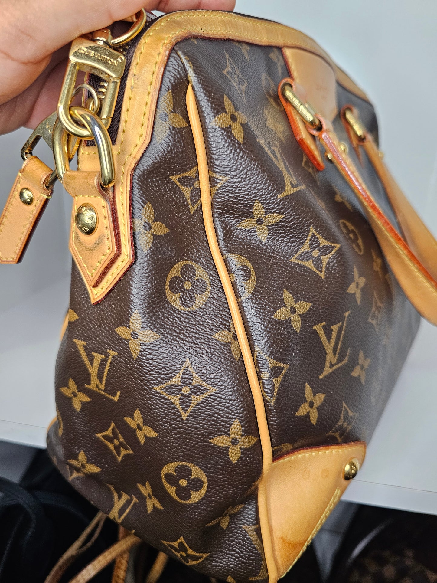Louis Vuitton Retiro NM PM Shoulder Bag MB0142 (Leather Trim Repaired / Painted)