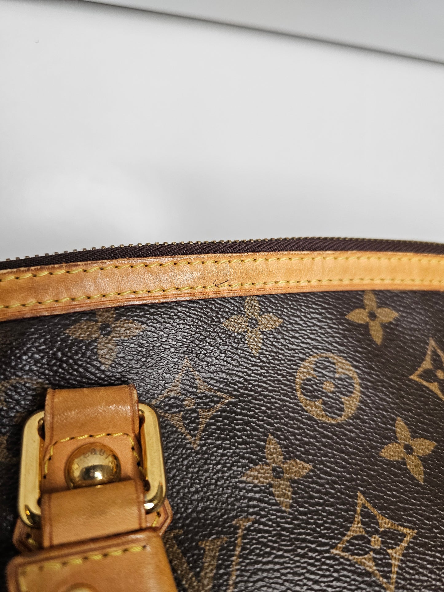 Louis Vuitton Retiro NM PM Shoulder Bag MB0142 (Leather Trim Repaired / Painted)