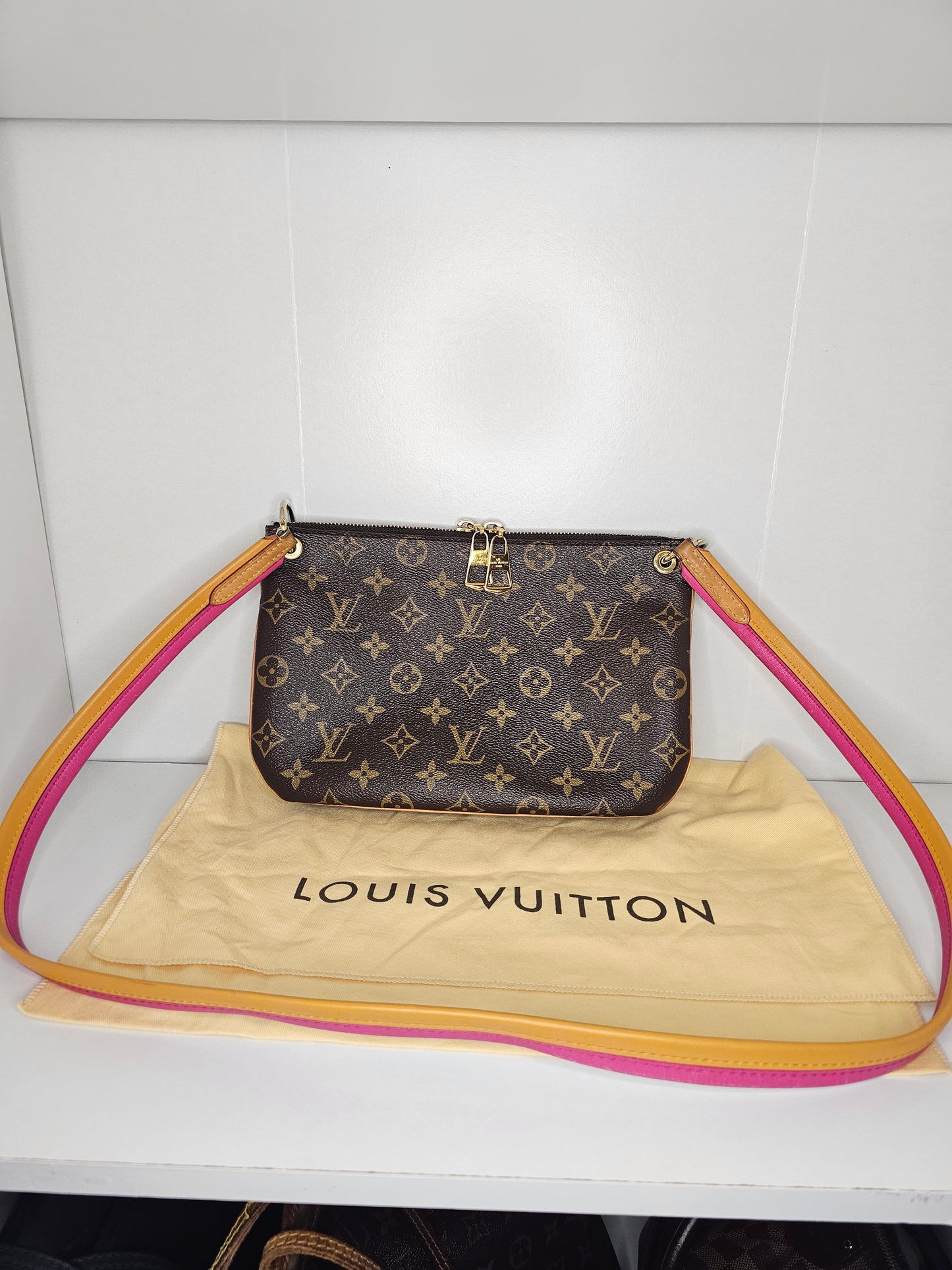 Louis Vuitton Lorette Crossbody Pink / Yellow GI3167