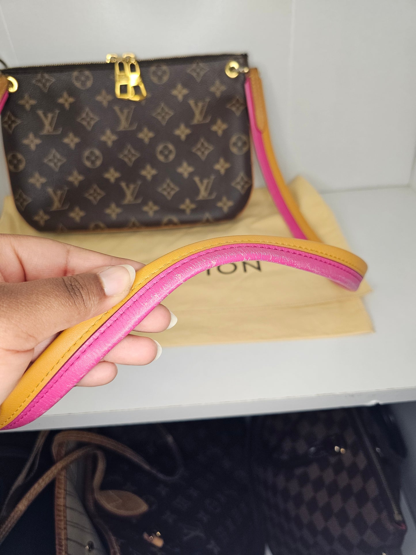 Louis Vuitton Lorette Crossbody Pink / Yellow GI3167