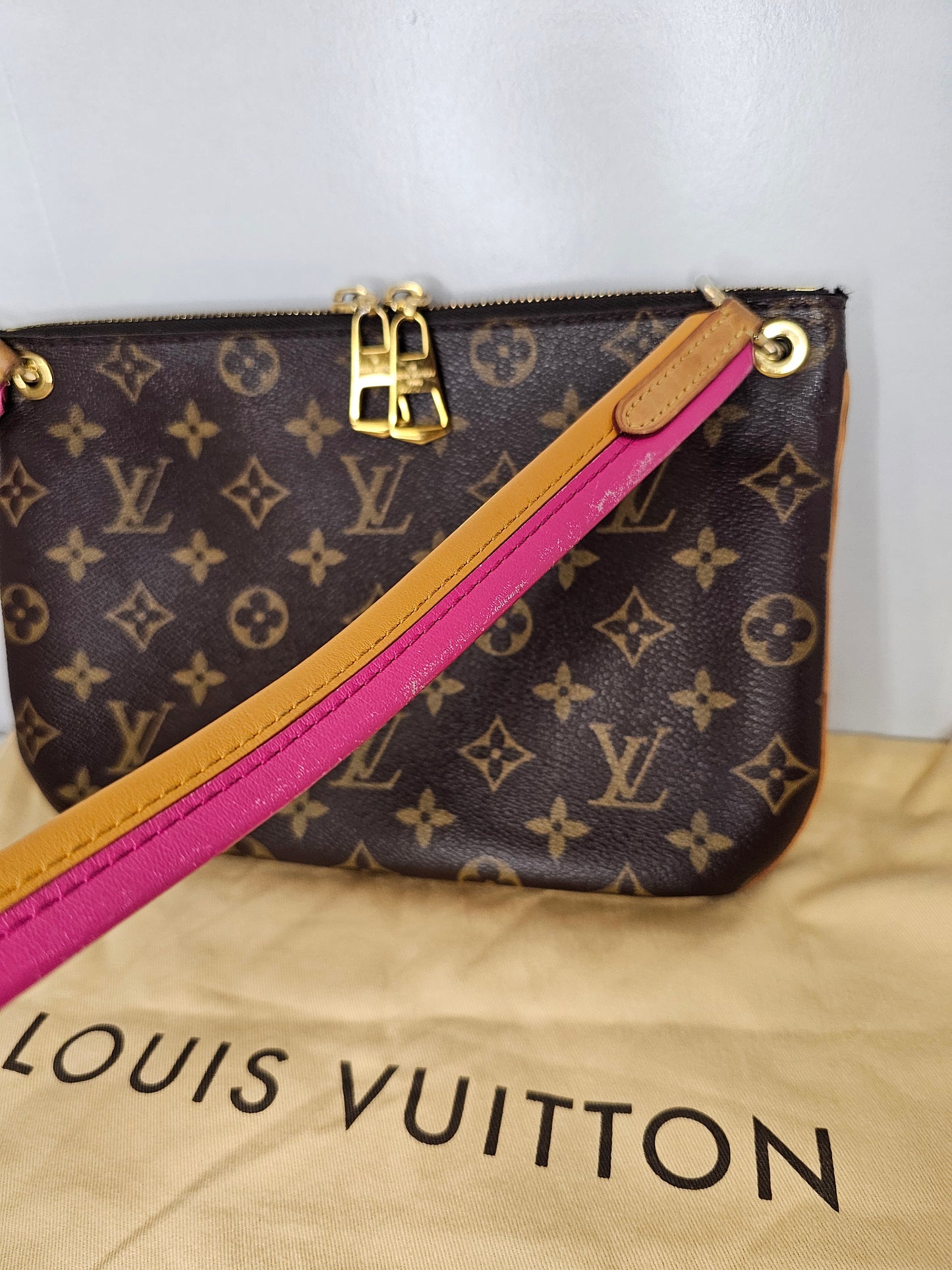 Louis Vuitton Lorette Crossbody Pink / Yellow GI3167