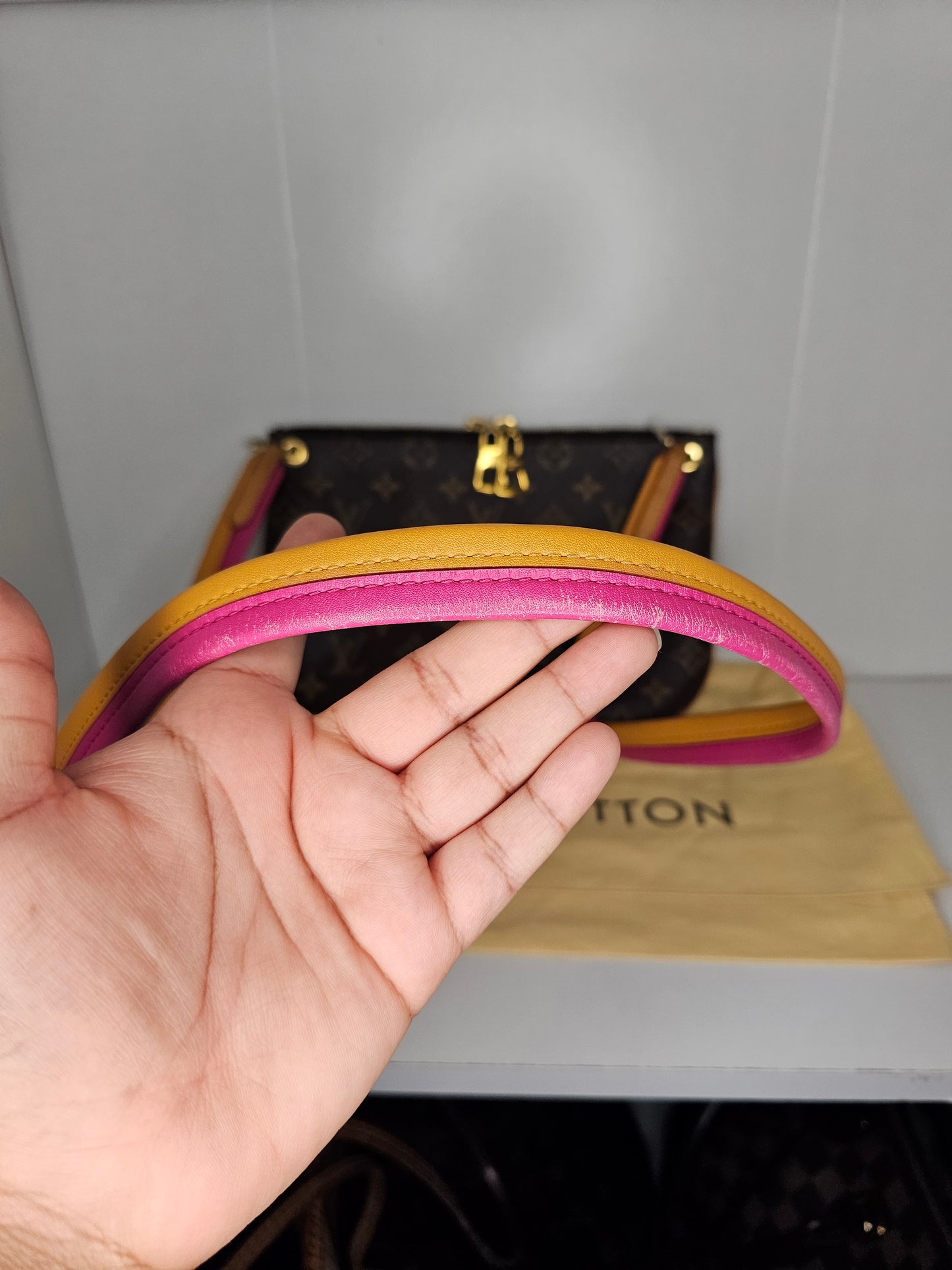 Louis Vuitton Lorette Crossbody Pink / Yellow GI3167