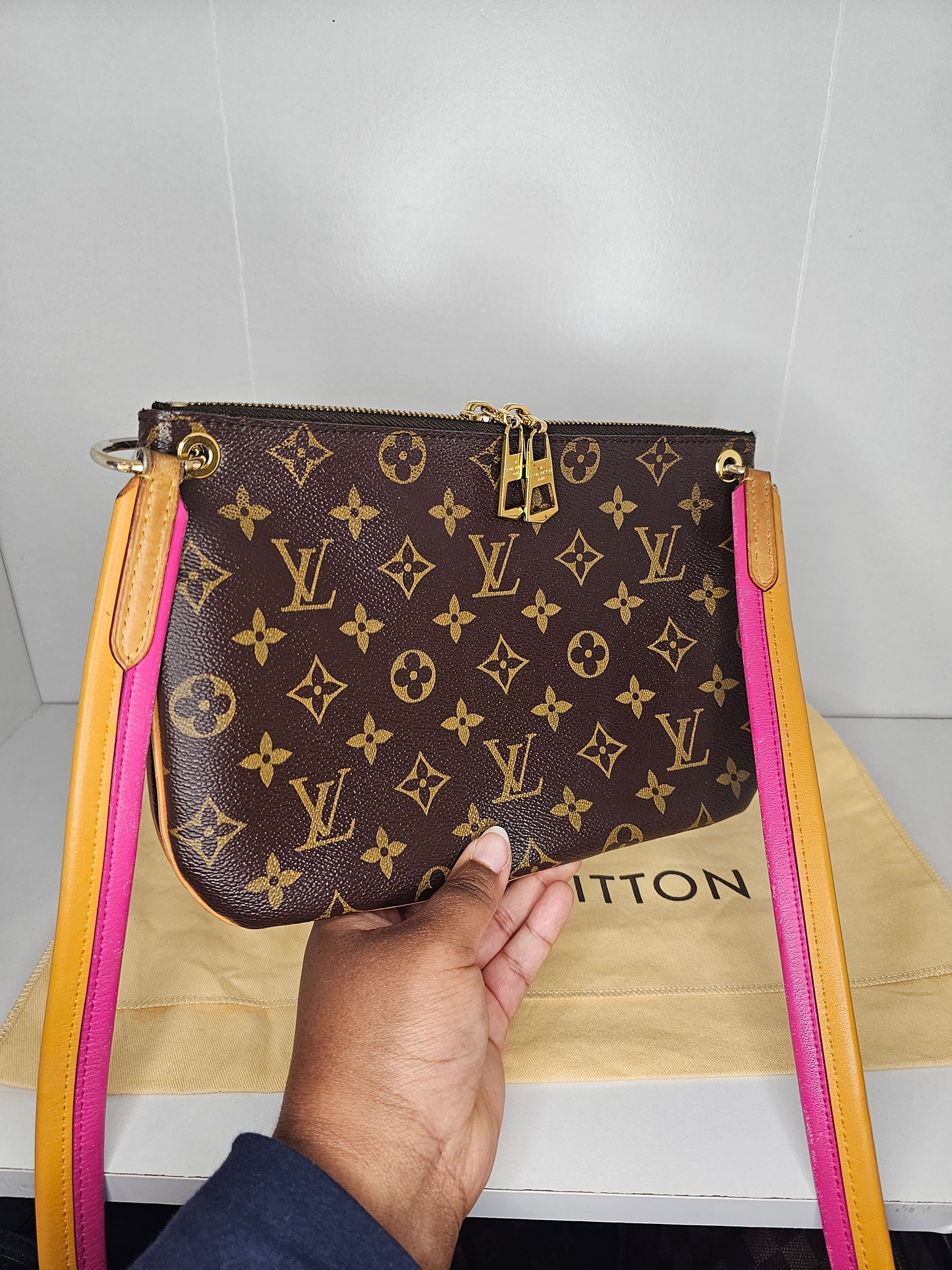 Louis Vuitton Lorette Crossbody Pink / Yellow GI3167