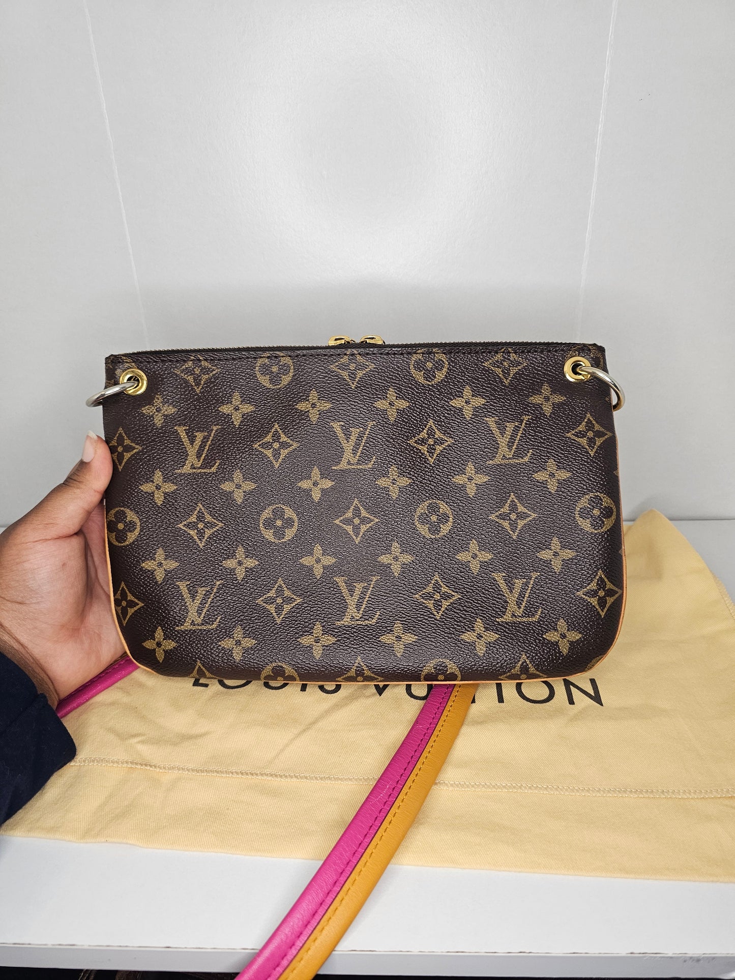 Louis Vuitton Lorette Crossbody Pink / Yellow GI3167